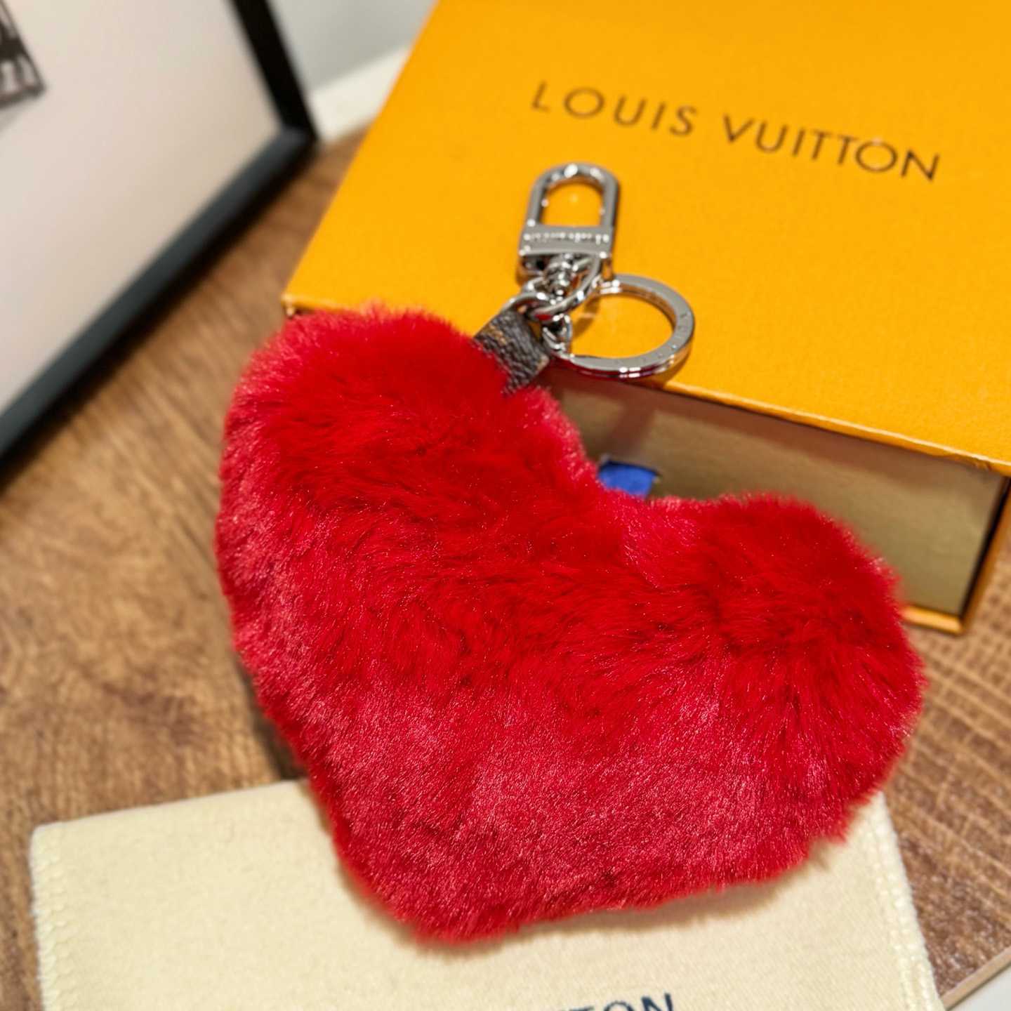 Louis Vuitton LV Lucky Heart Bag Charm   M03171 - DopestKickz