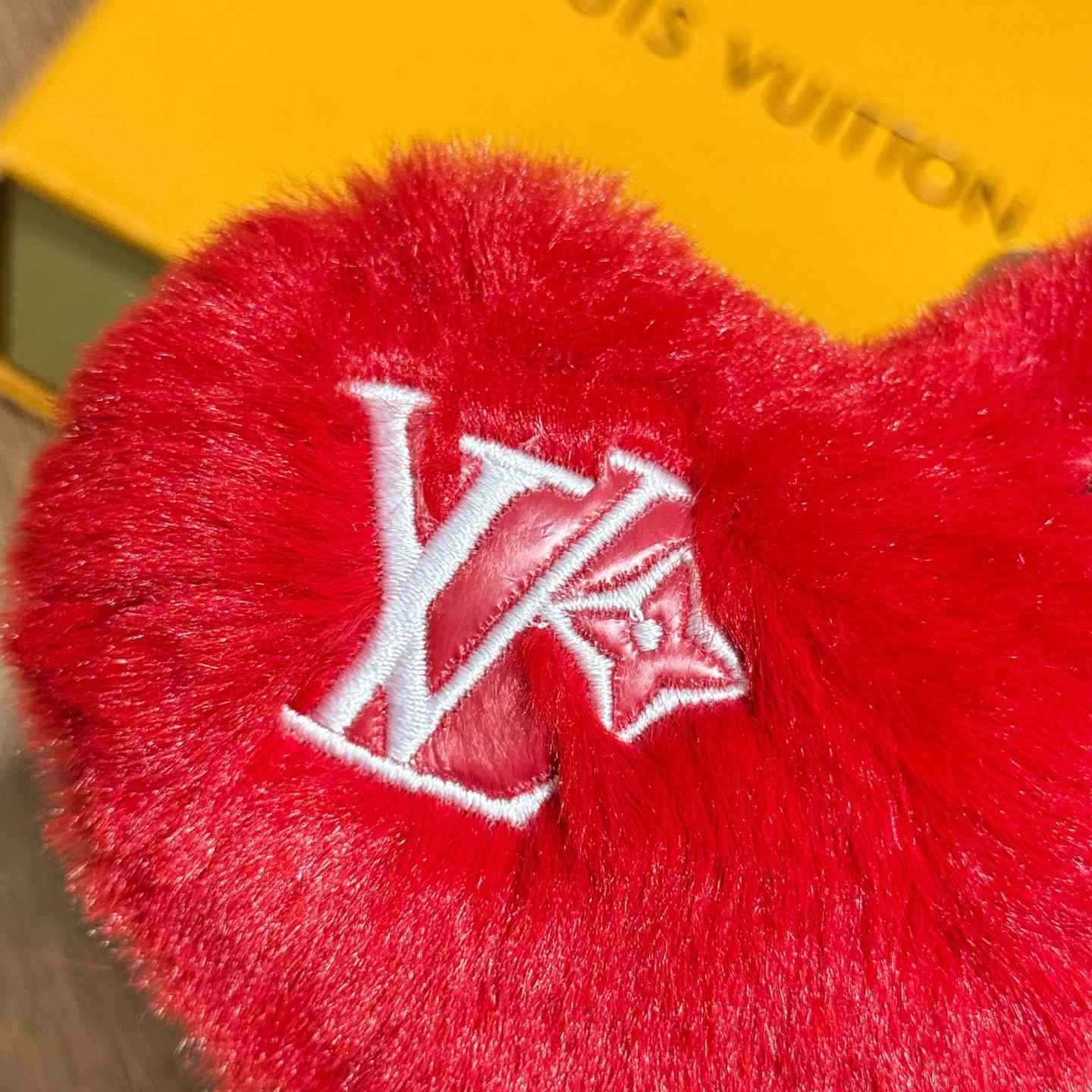 Louis Vuitton LV Lucky Heart Bag Charm   M03171 - DopestKickz