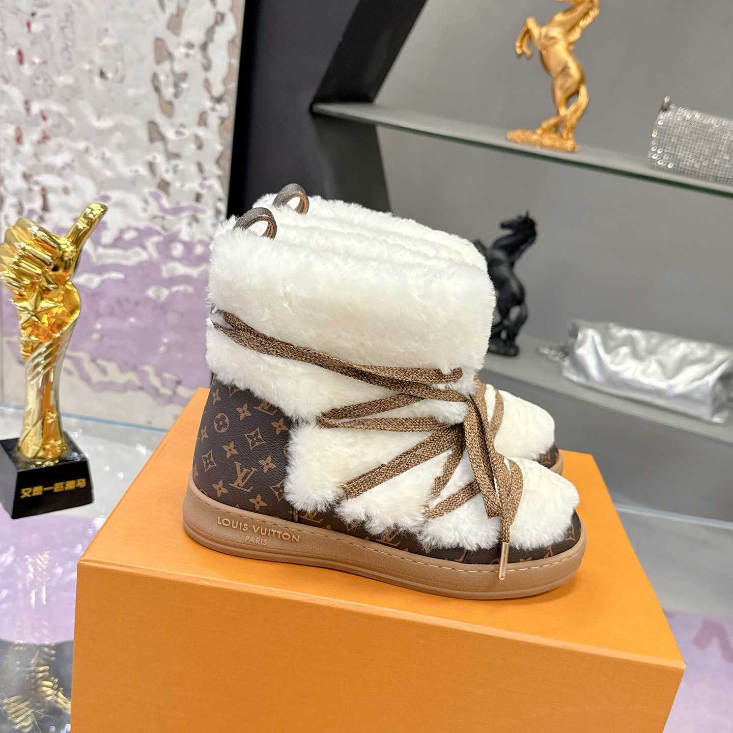 Louis Vuitton LV Cloud Lace-Up Ankle Boot Sneaker  1AIV37 - DopestKickz