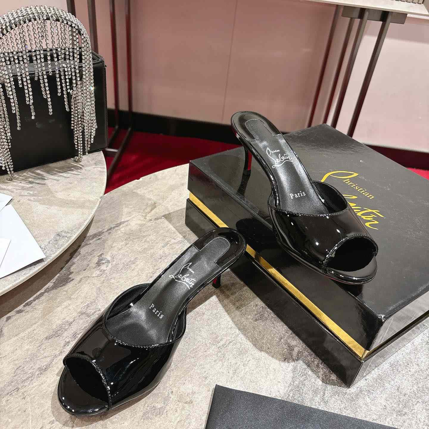 Christian Louboutin Me Dolly - 65 mm Mules - DopestKickz