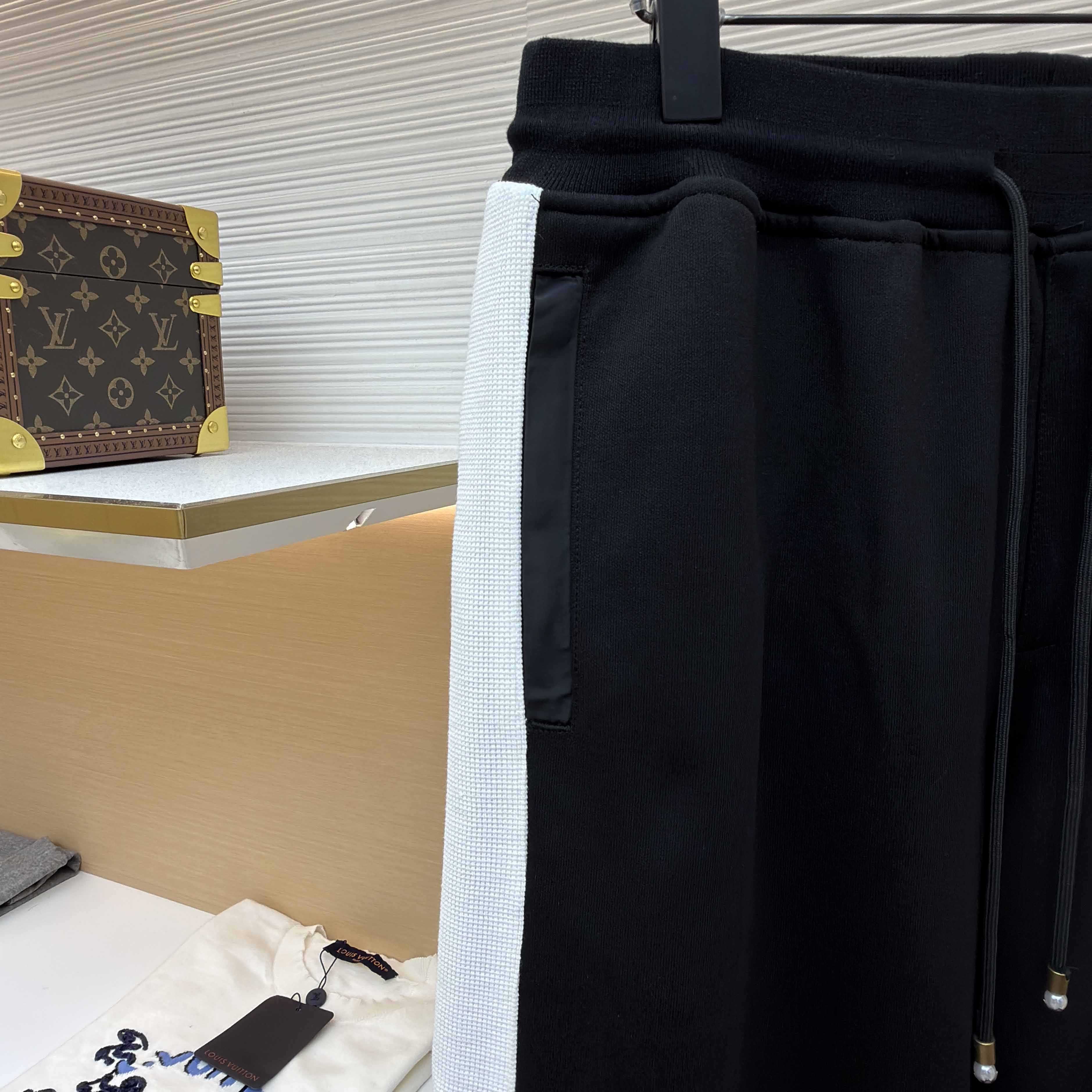 Louis Vuitton Hybrid Jersey Pants   1AHWAR - DopestKickz
