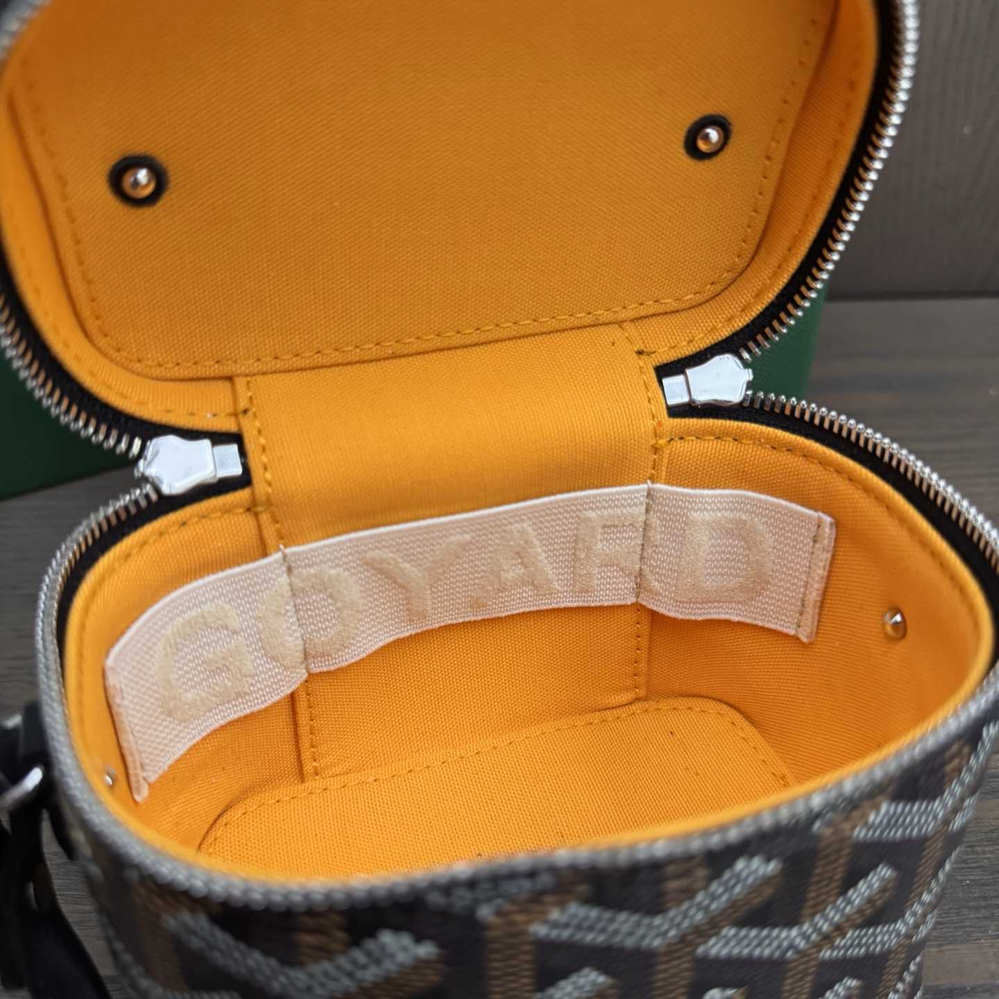 Goyard Muse Nano Vanity - DopestKickz