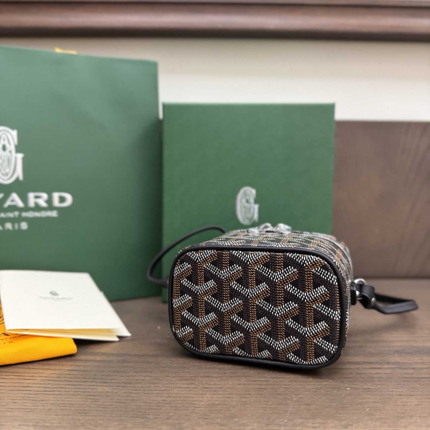 Goyard Muse Nano Vanity - DopestKickz