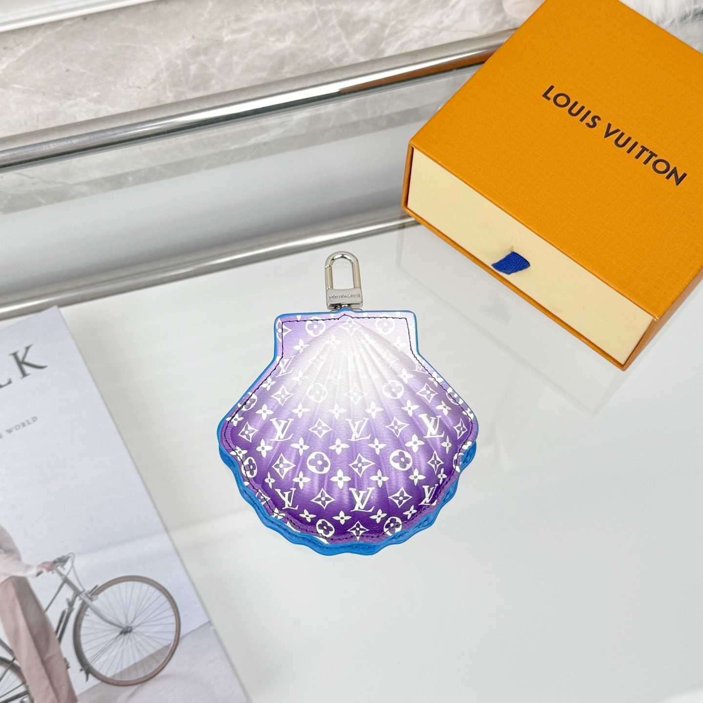 Louis Vuitton LV Shell Bag Charm    - DopestKickz