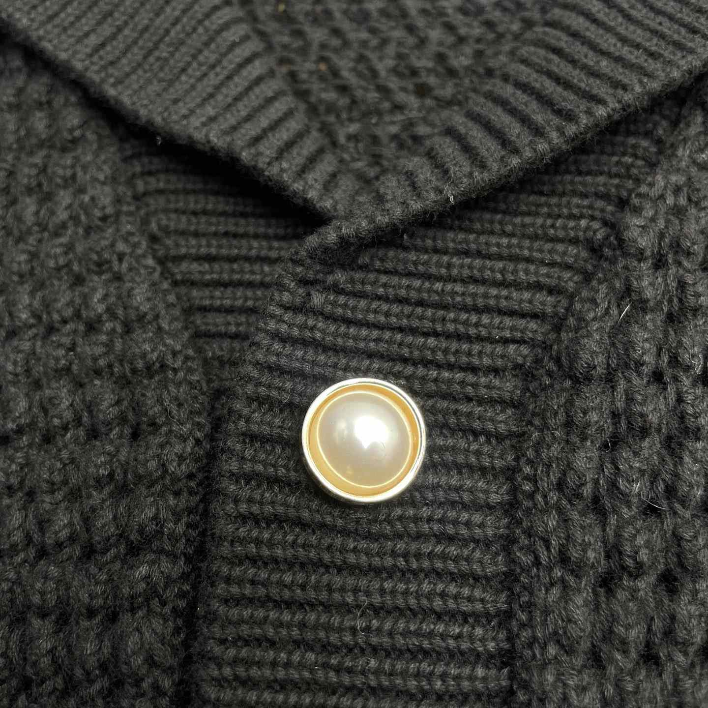 Casablanca Buttoned Ribbed Knit Cardigan   D0114 - DopestKickz