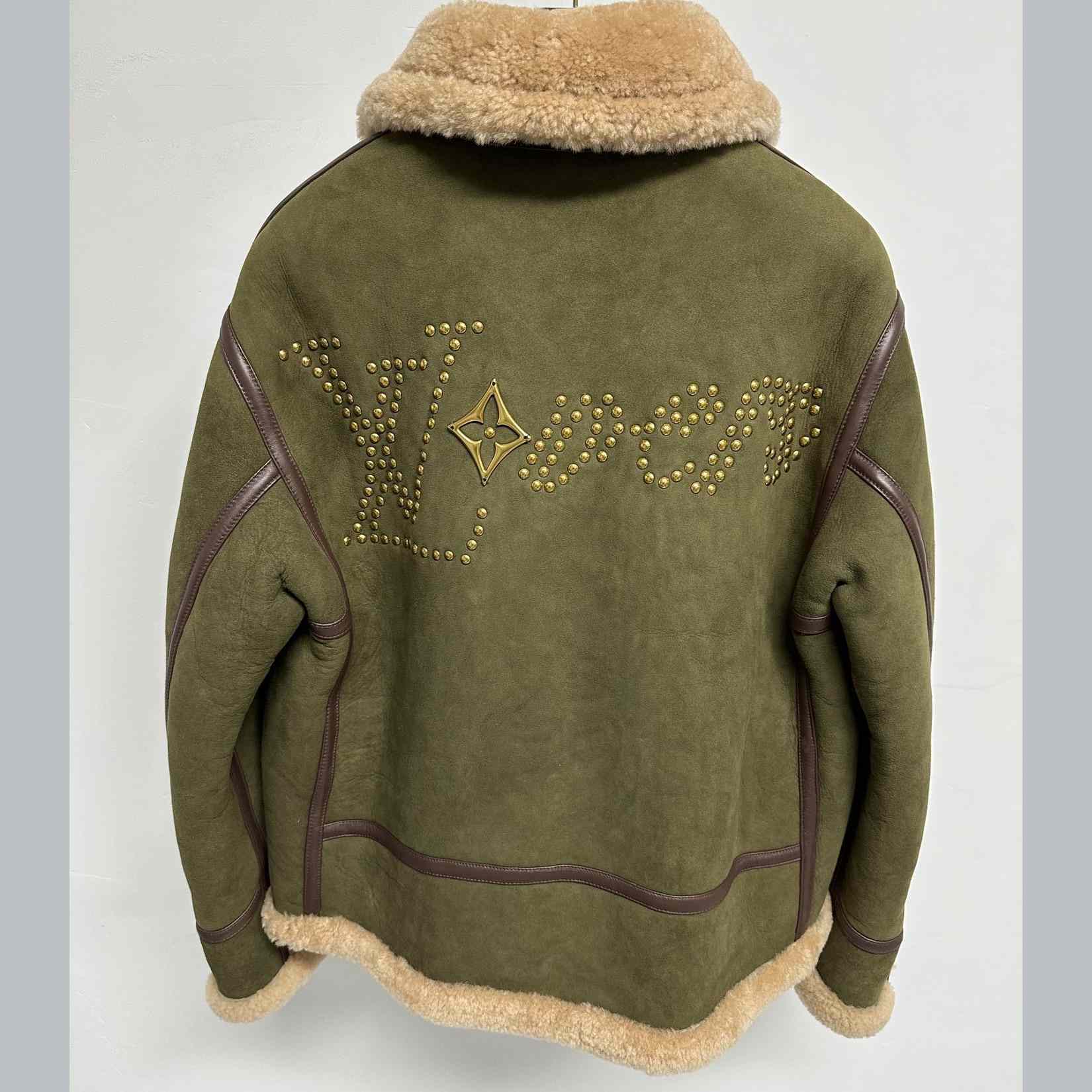 Louis Vuitton Shearling Bombardier   1AFIMT - DopestKickz