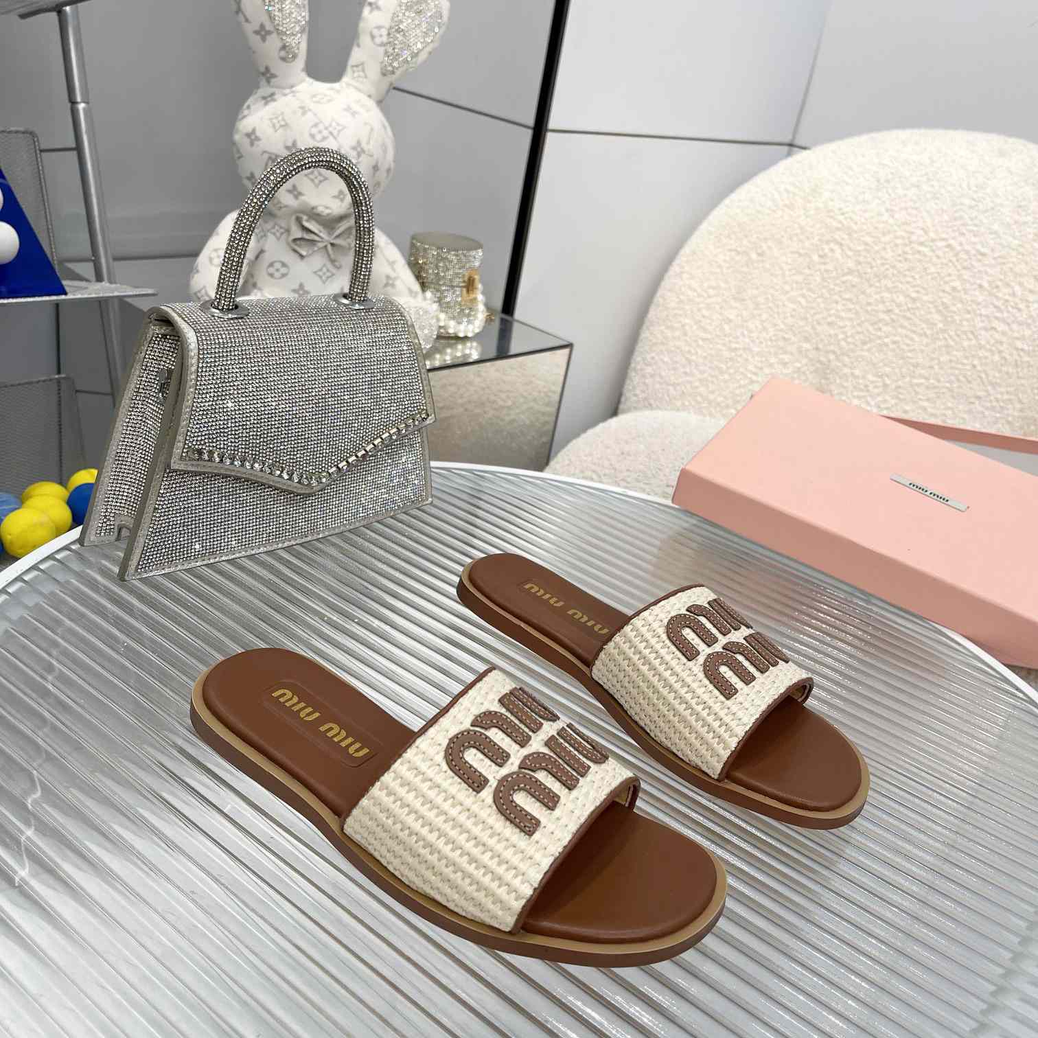 Miu Miu Logo-patch Raffia Slides - DopestKickz