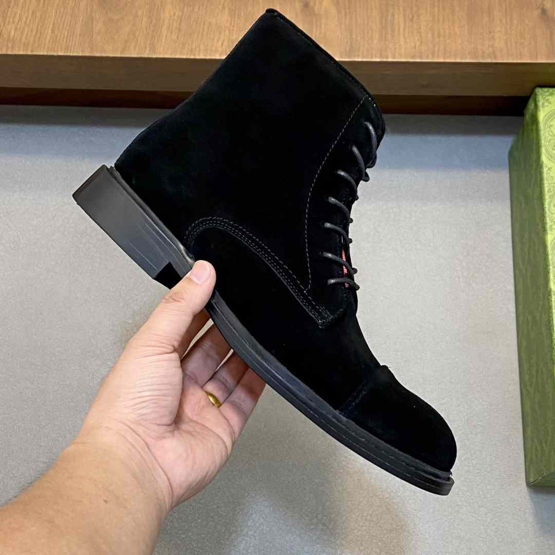 Gucci Men's Suede Lace-Up Boots - DopestKickz