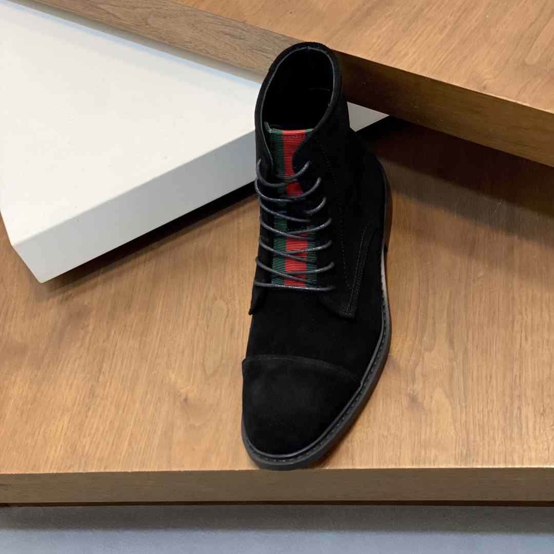 Gucci Men's Suede Lace-Up Boots - DopestKickz