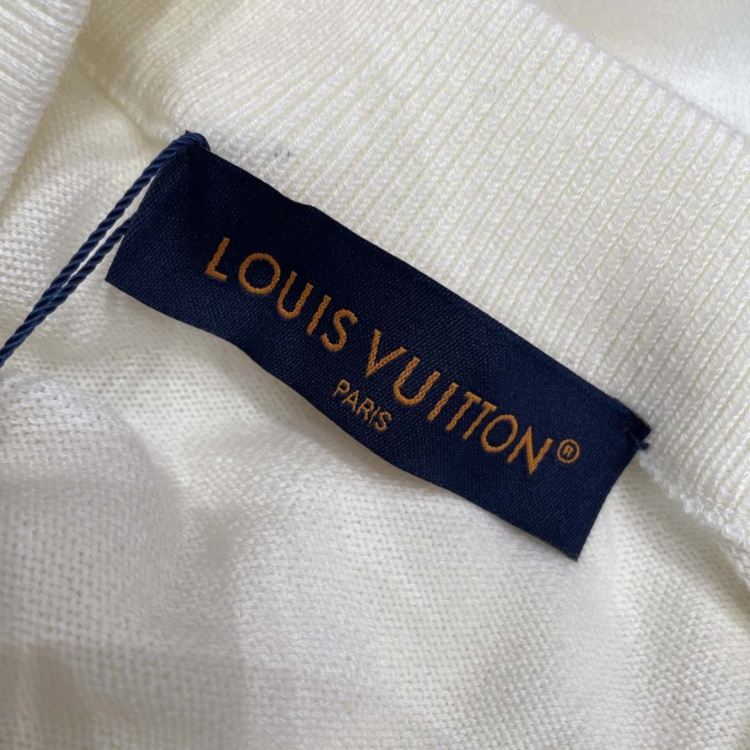 Louis Vuitton Graphic Knitted Crewneck    1AJBW1 - DopestKickz