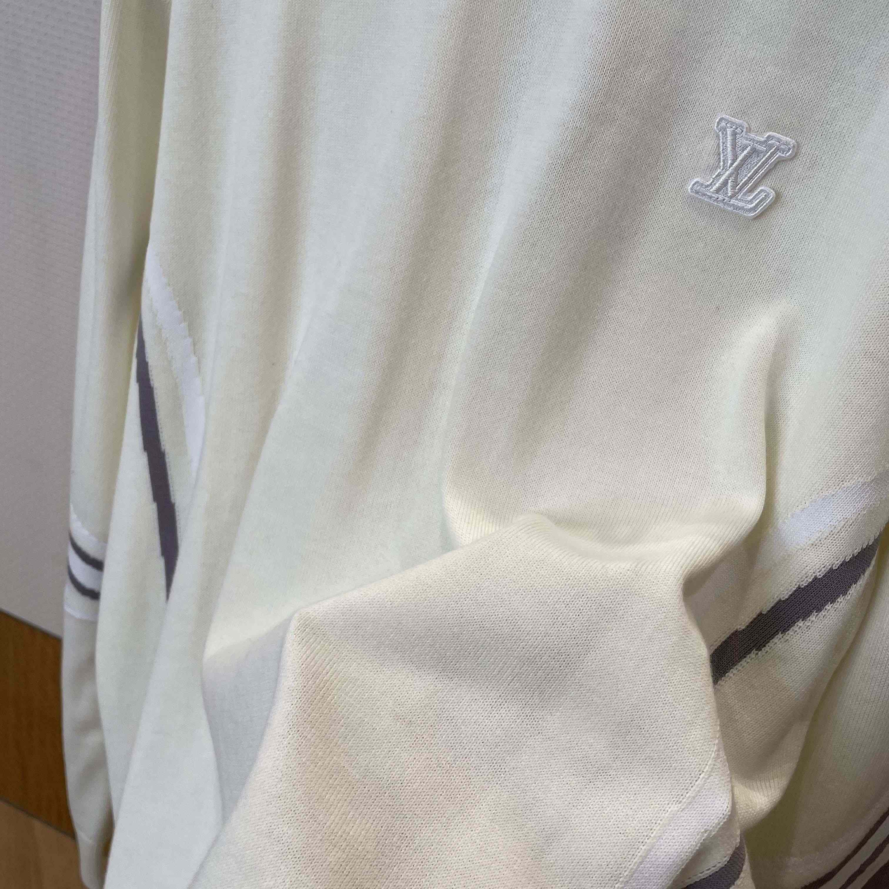 Louis Vuitton Graphic Knitted Crewneck    1AJBW1 - DopestKickz
