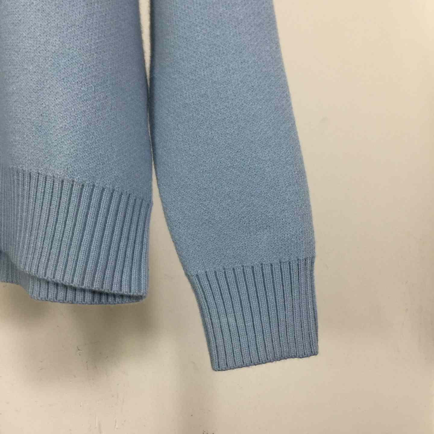 AMI Paris Ami De Coeur Sweater - DopestKickz