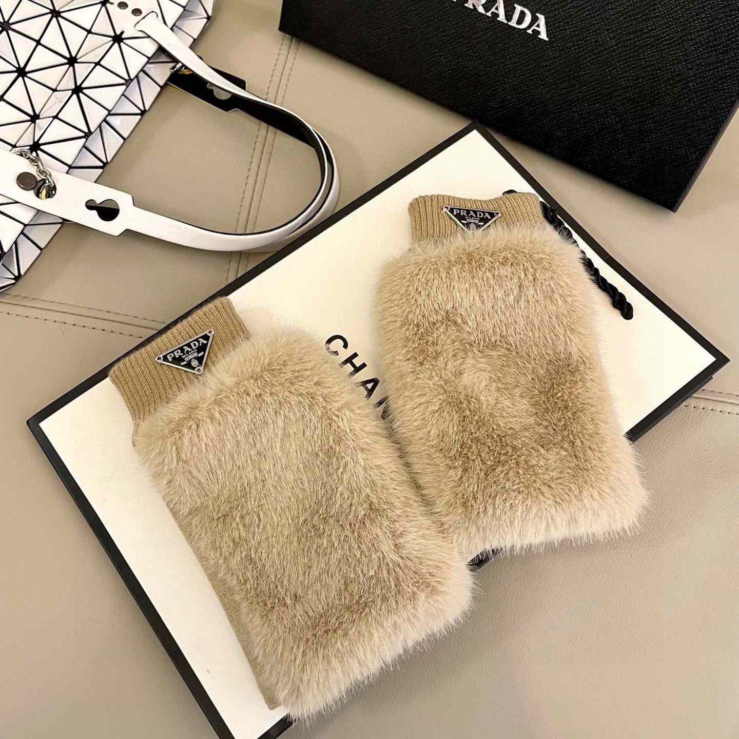 Prada Women's Gloves  - DopestKickz