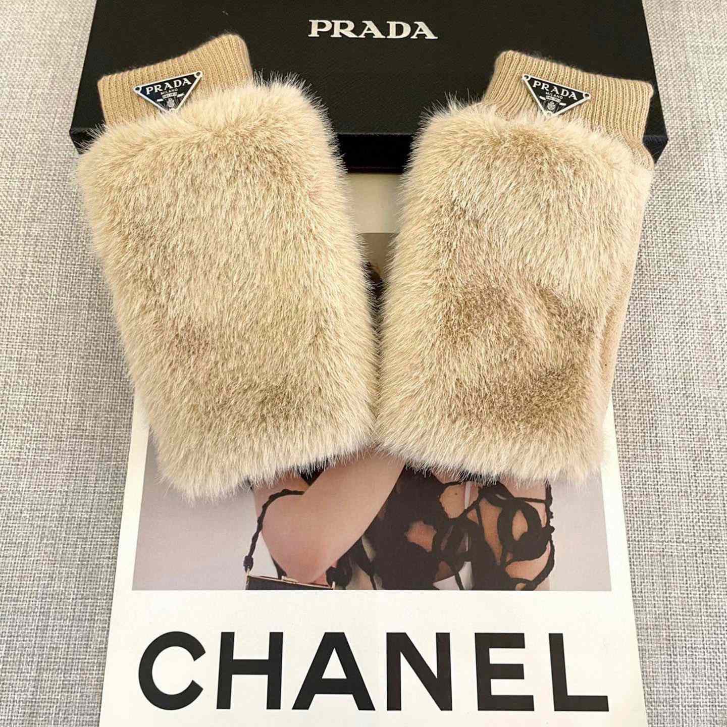 Prada Women's Gloves  - DopestKickz