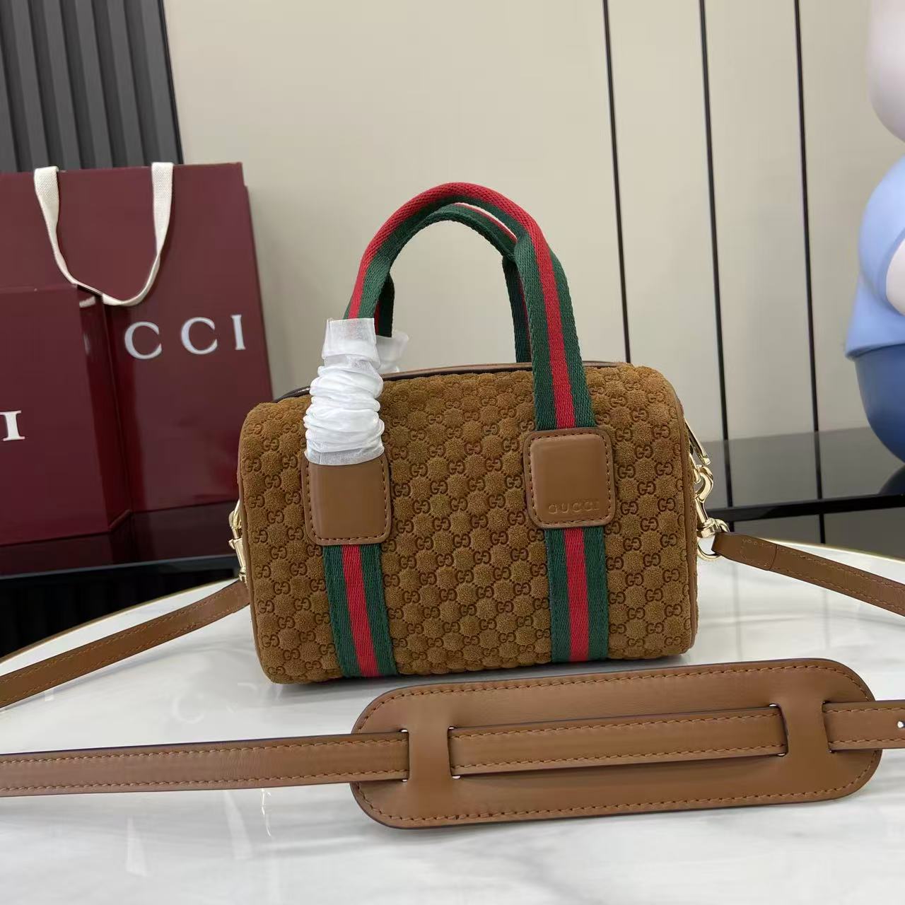Gucci Mini GG Handbag - DopestKickz