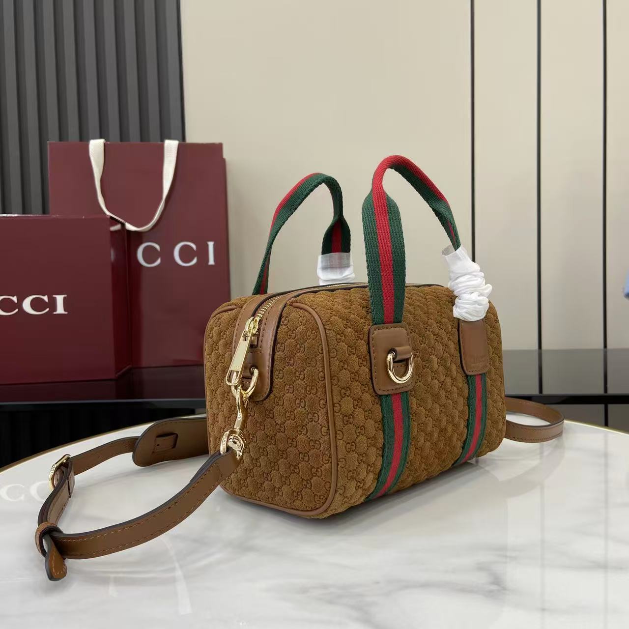 Gucci Mini GG Handbag - DopestKickz