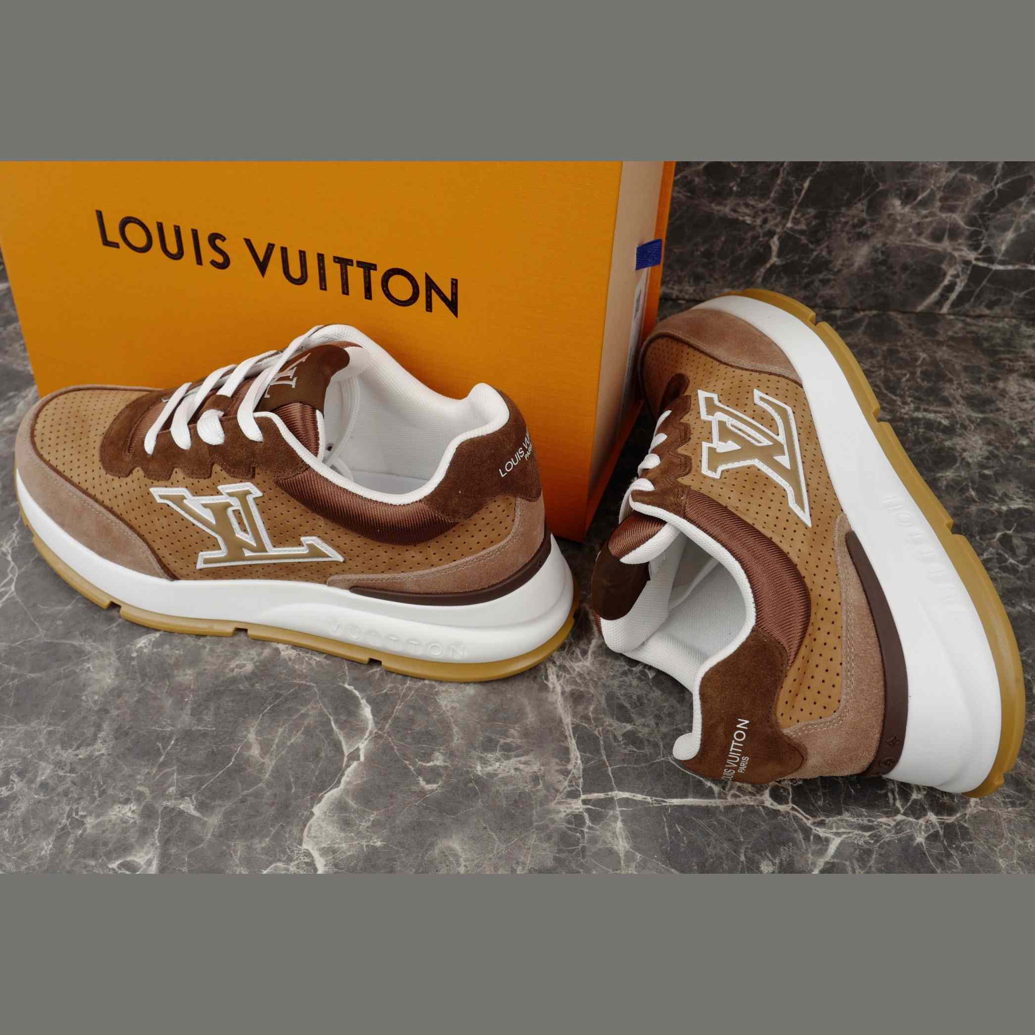 Louis Vuitton LV Classic Sneaker   1AIOJ3 - DopestKickz