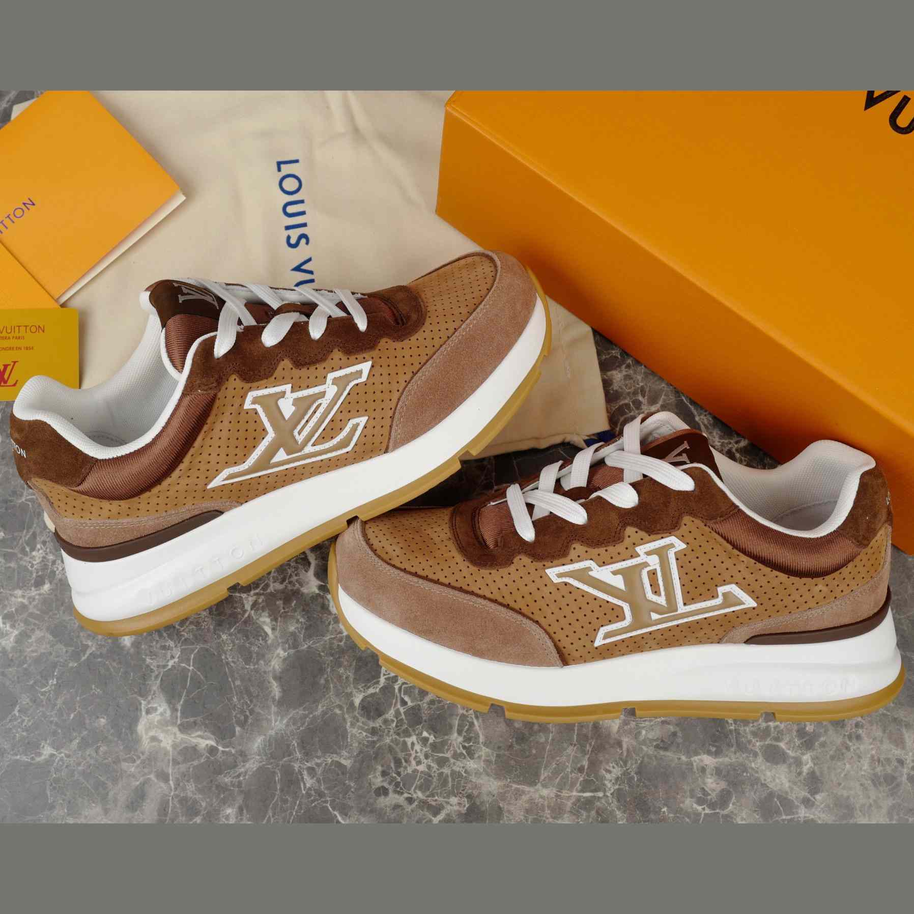 Louis Vuitton LV Classic Sneaker   1AIOJ3 - DopestKickz
