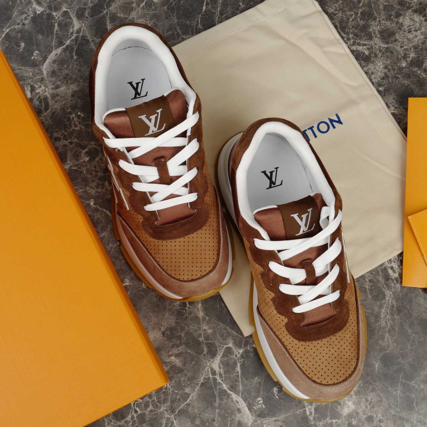 Louis Vuitton LV Classic Sneaker   1AIOJ3 - DopestKickz