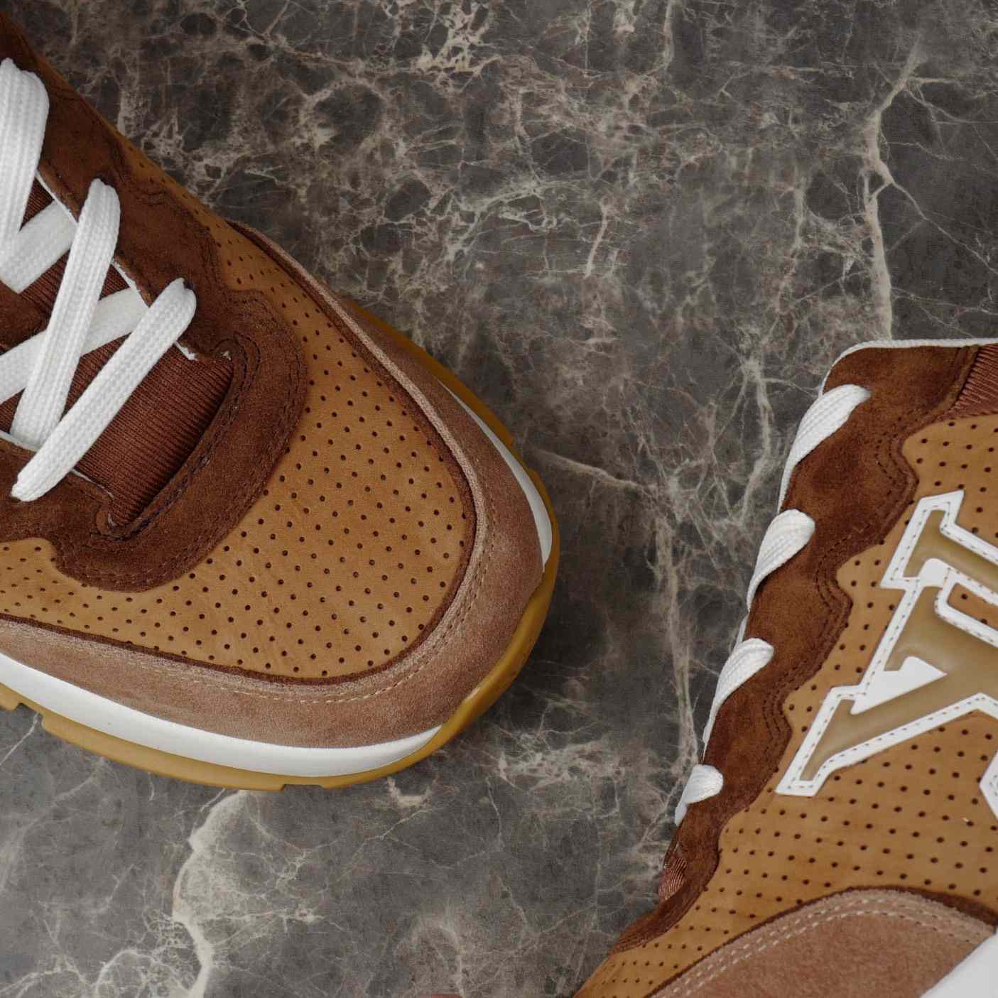 Louis Vuitton LV Classic Sneaker   1AIOJ3 - DopestKickz