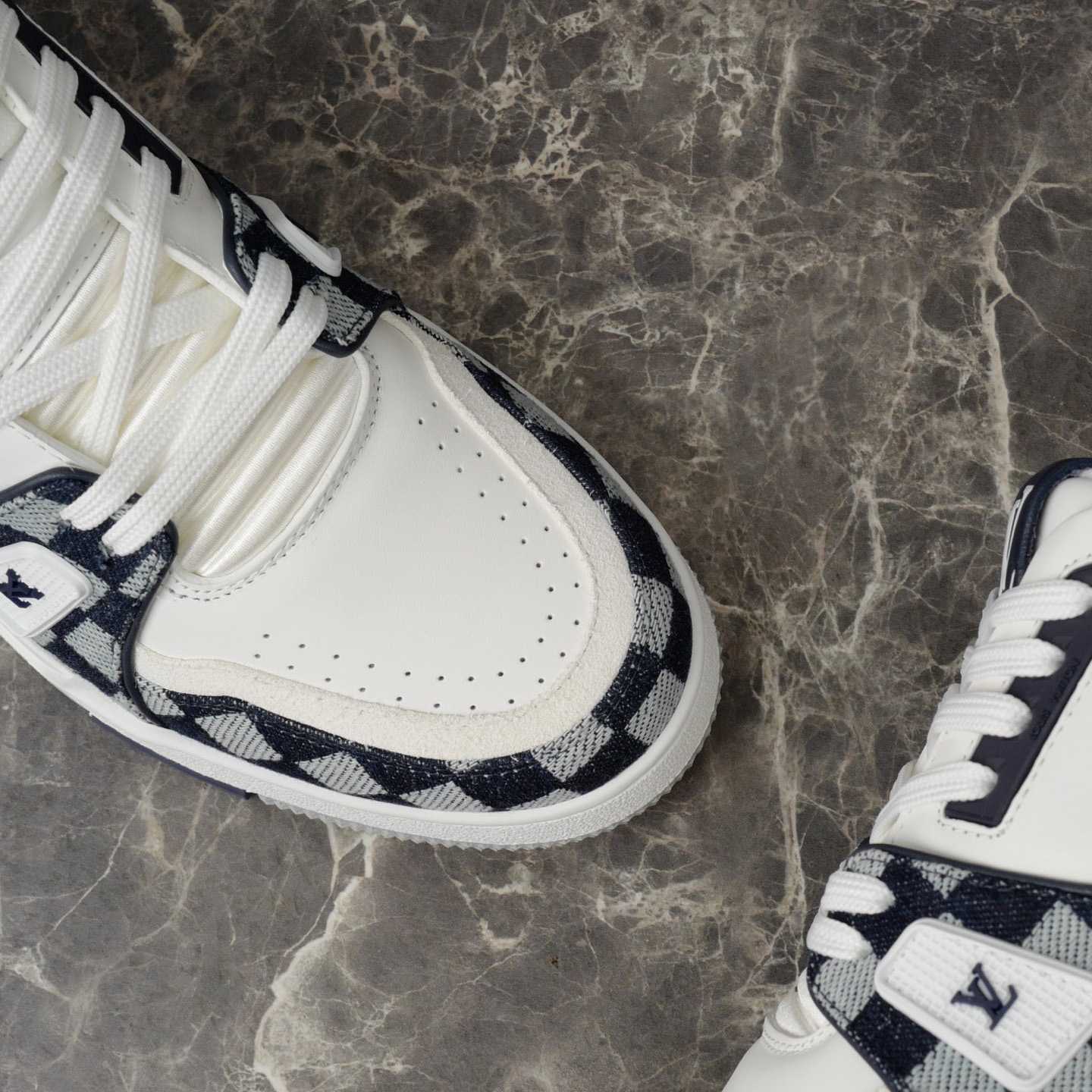 Louis Vuitton LV Trainer Sneaker   1AIKR1 - DopestKickz