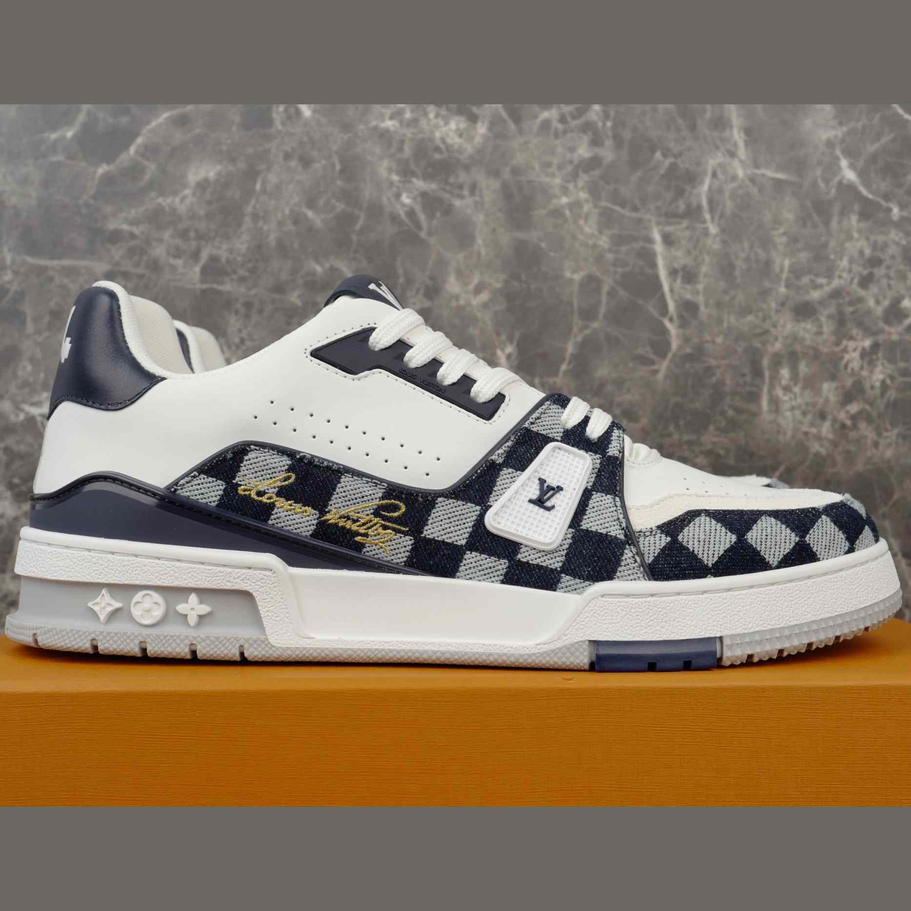 Louis Vuitton LV Trainer Sneaker   1AIKR1 - DopestKickz