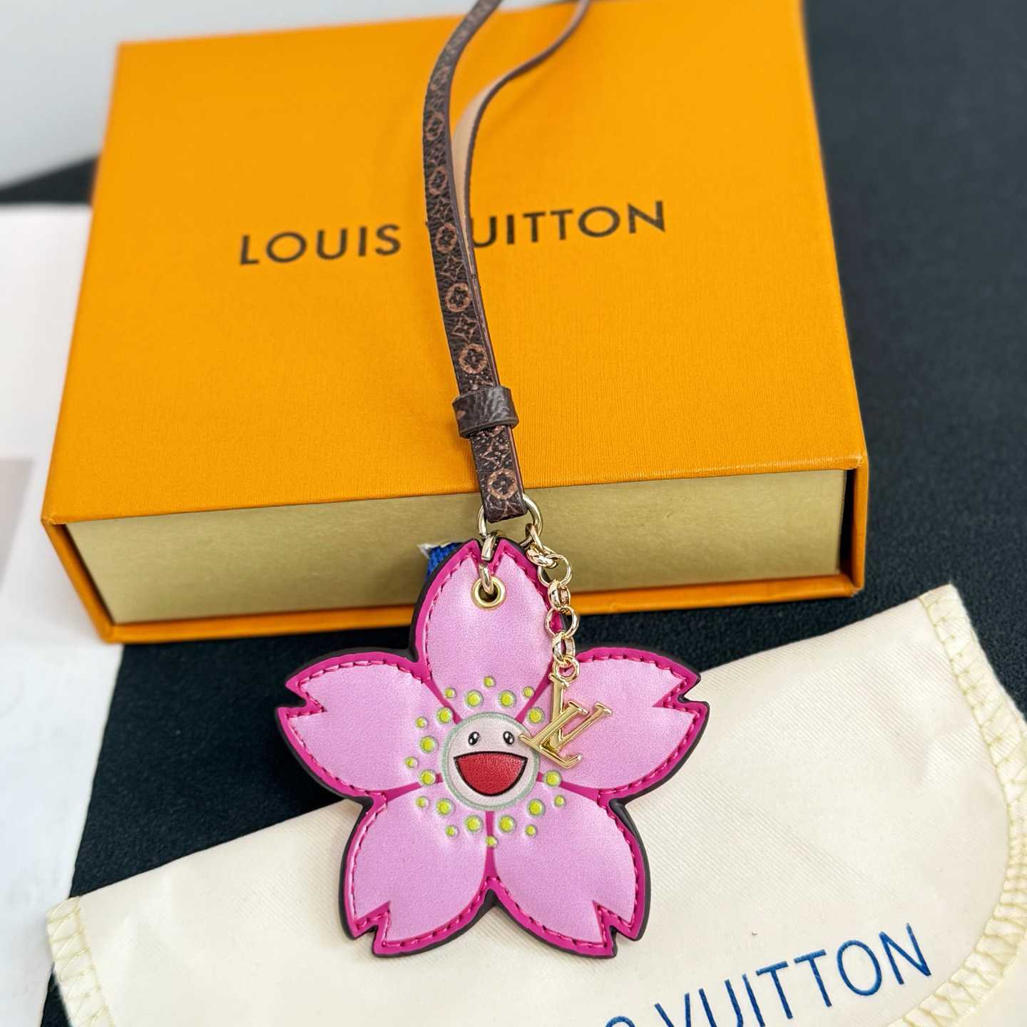 Louis Vuitton x Takashi Murakami bag charm - DopestKickz