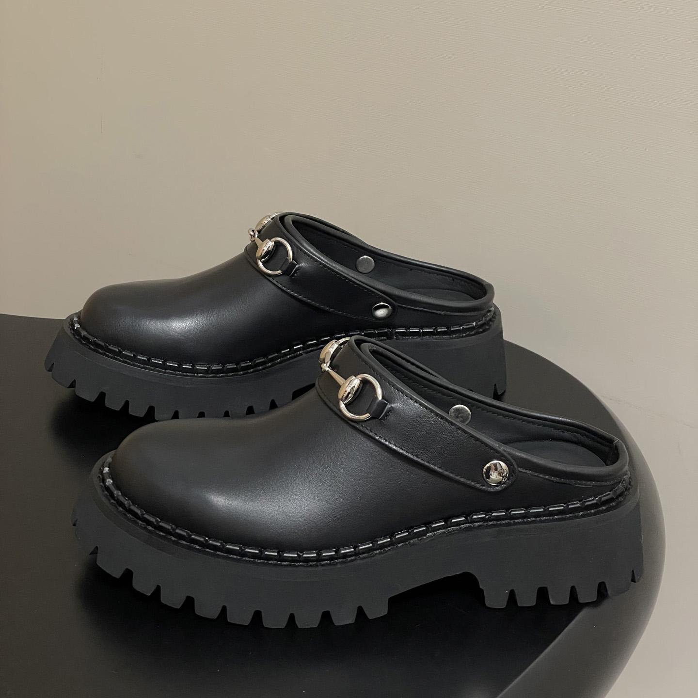 Gucci Women's Mule With Horsebit - DopestKickz