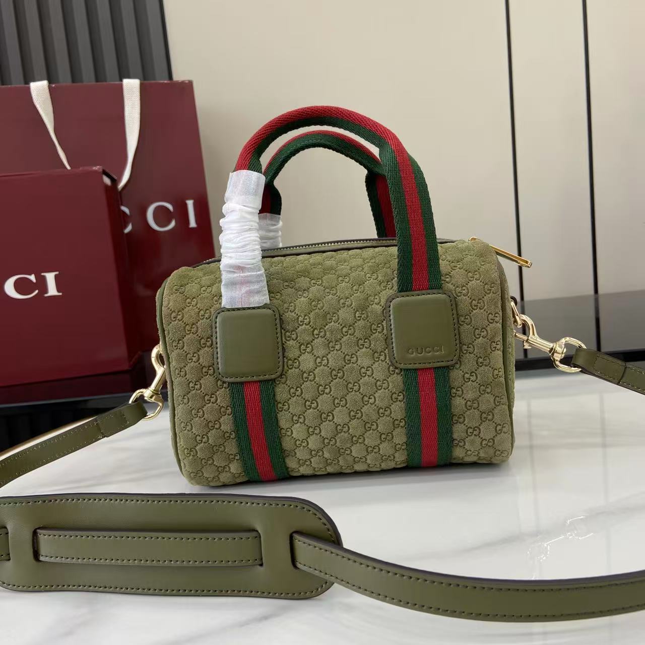 Gucci Mini GG Handbag - DopestKickz