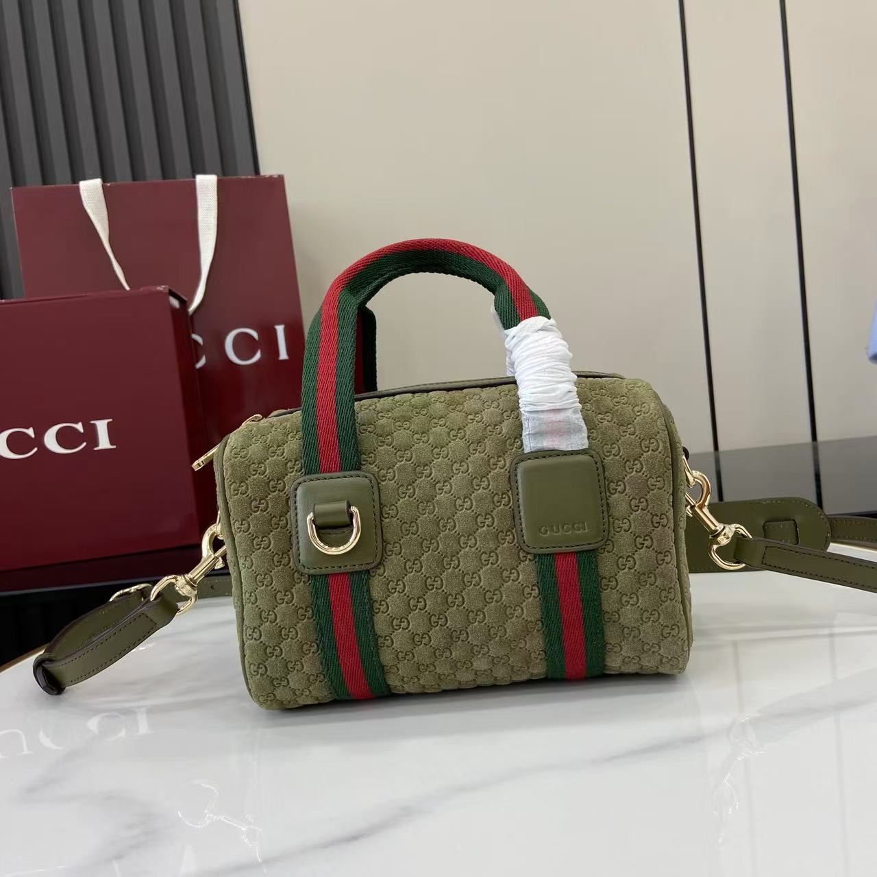 Gucci Mini GG Handbag - DopestKickz