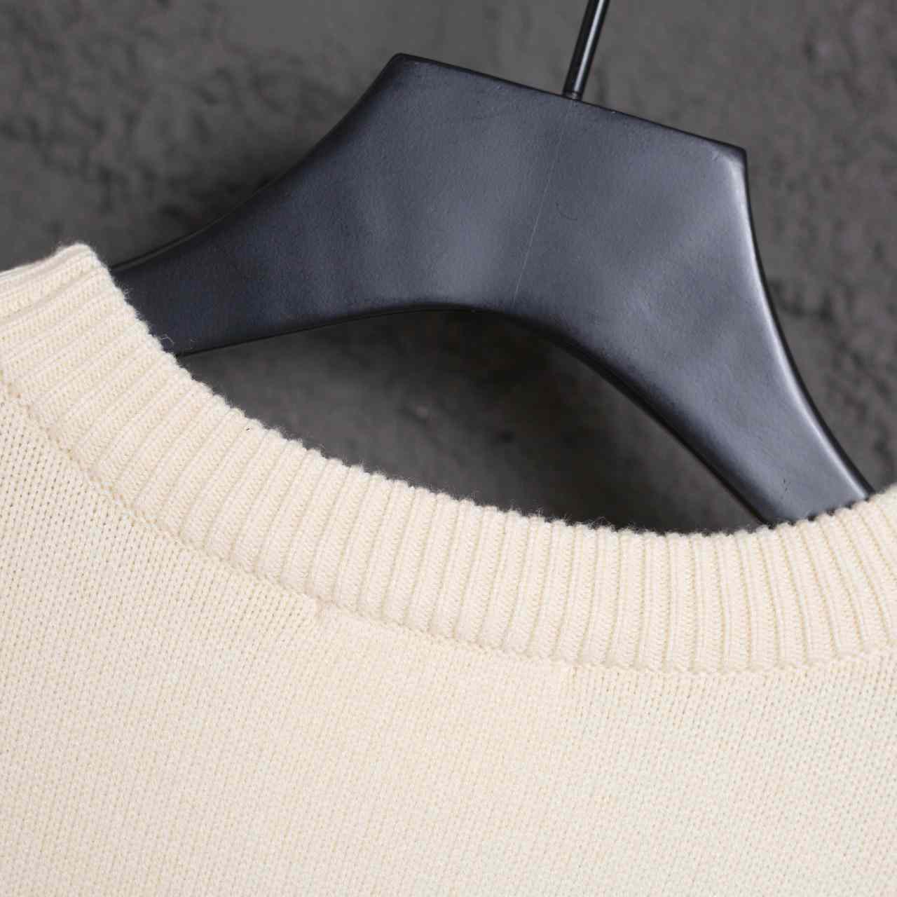 AMI Paris Ami De Coeur Patch Sweater - DopestKickz