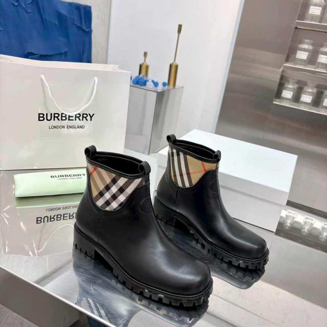 Burberry  Boots - DopestKickz