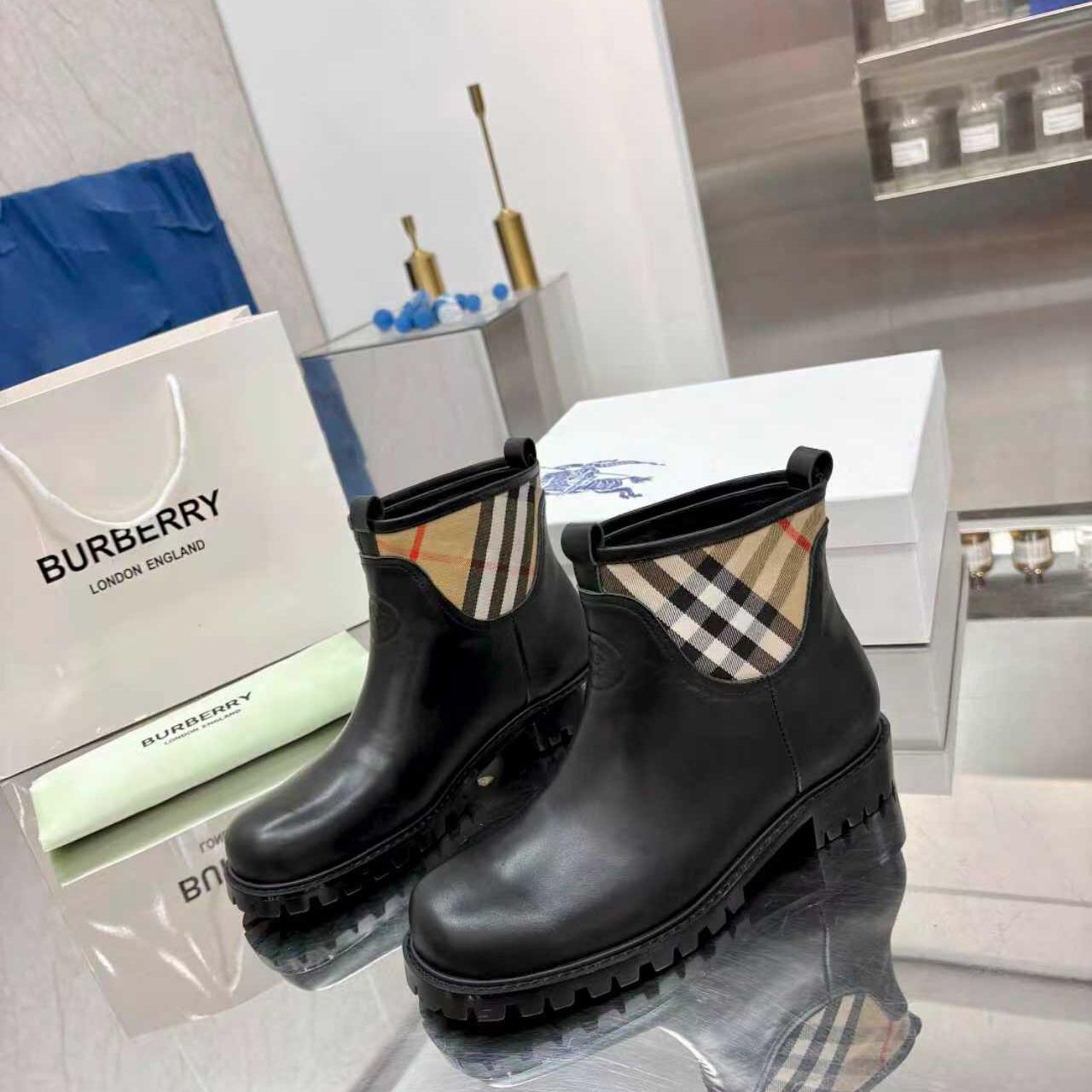 Burberry  Boots - DopestKickz