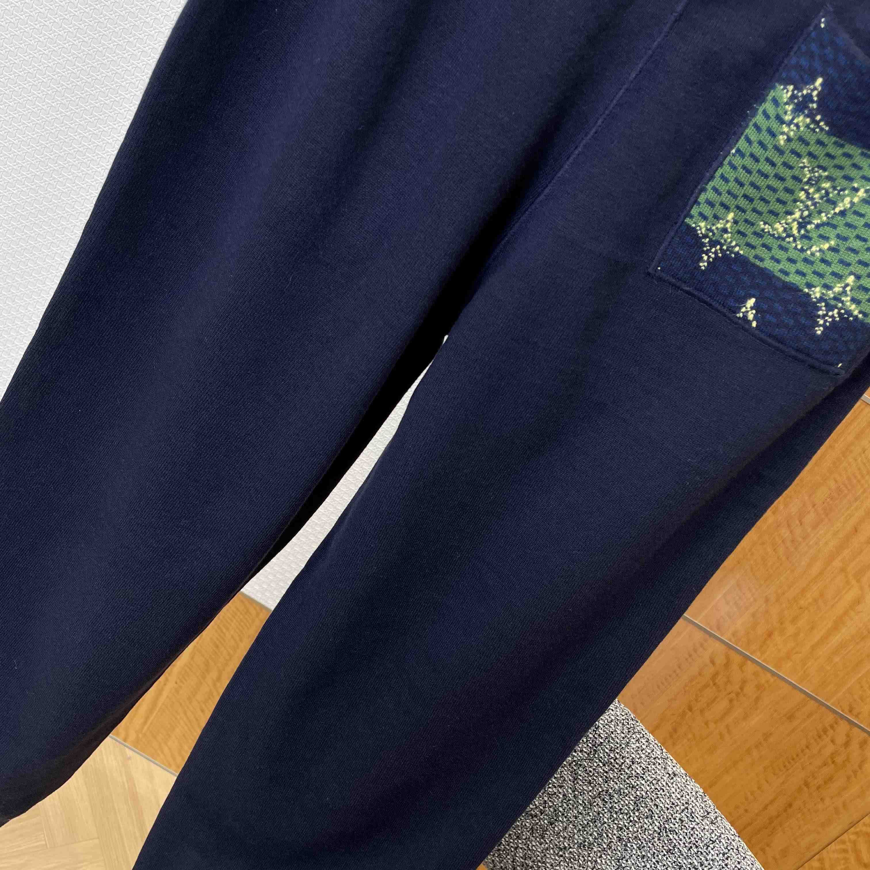 Louis Vuitton Double Face Jogging Pants   1AIJZF - DopestKickz