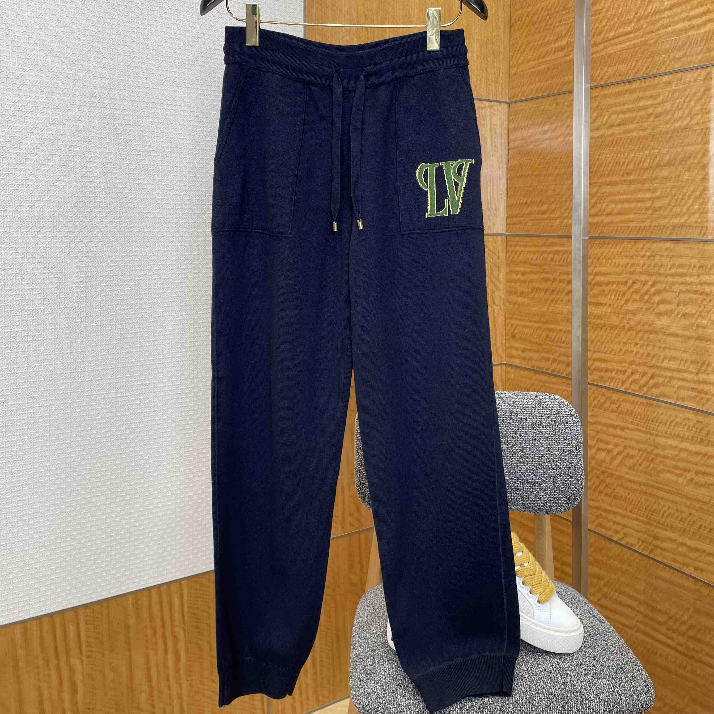 Louis Vuitton Double Face Jogging Pants   1AIJZF - DopestKickz
