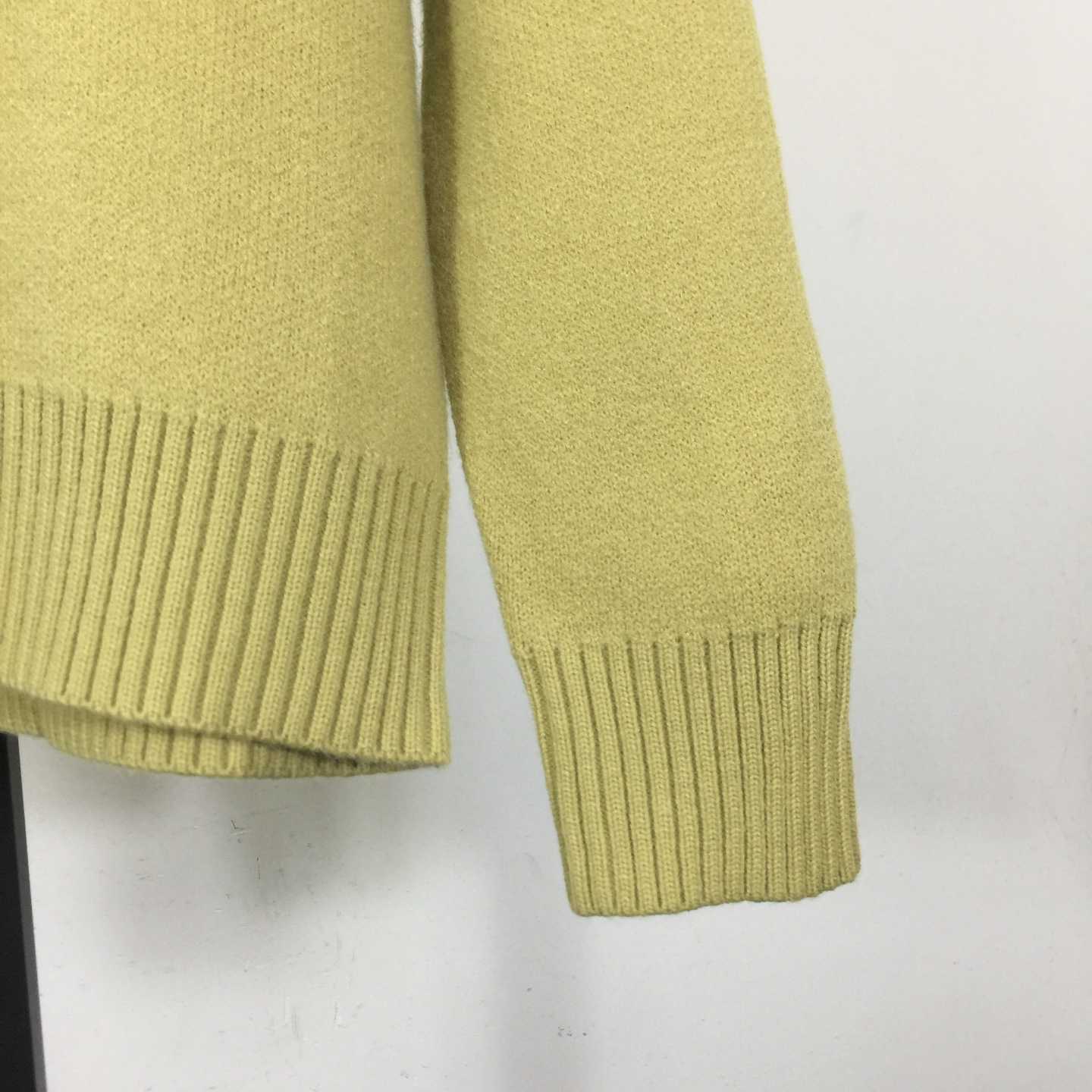 AMI Paris Ami De Coeur Sweater - DopestKickz