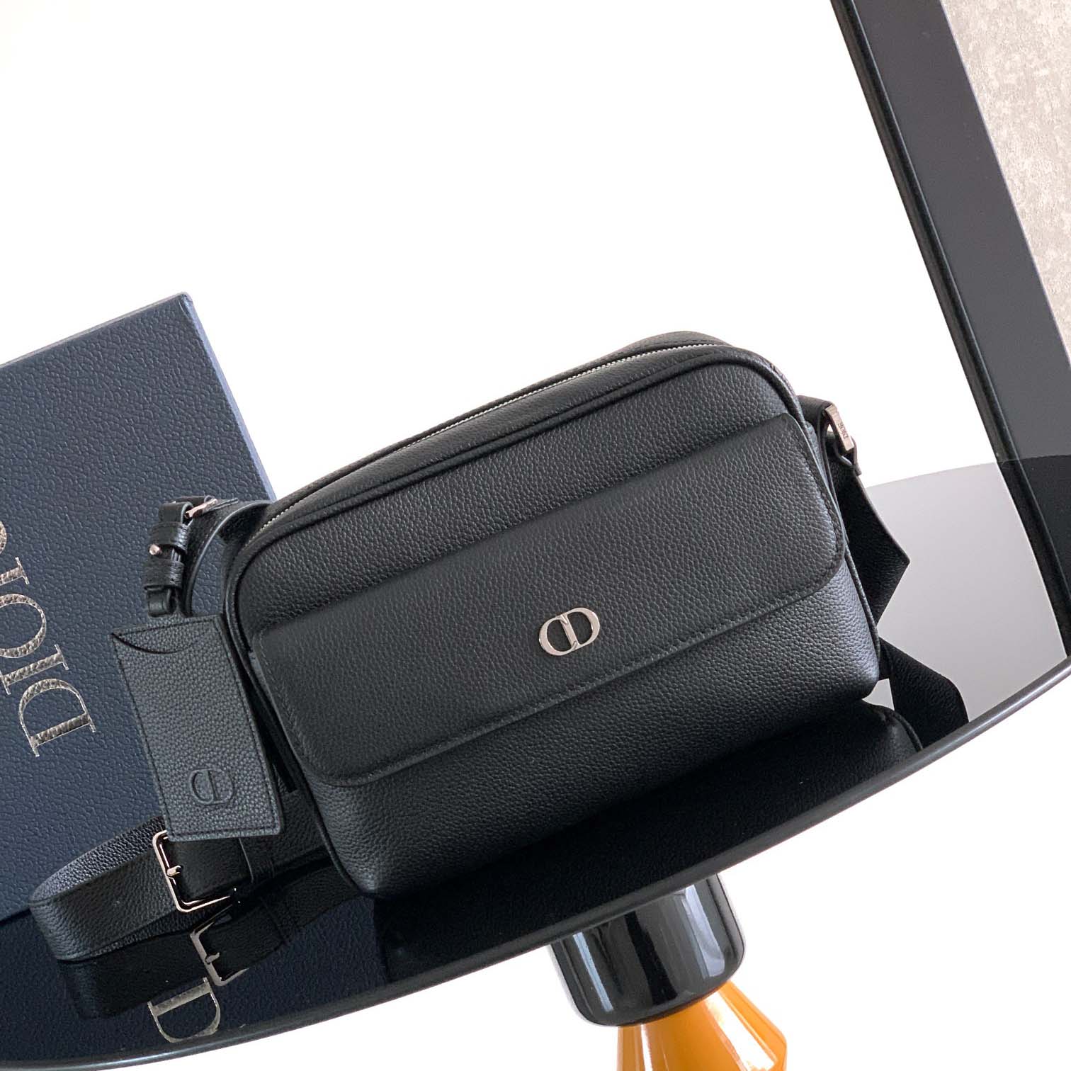 Dior CD Icon Zipped Messenger Bag  - DopestKickz