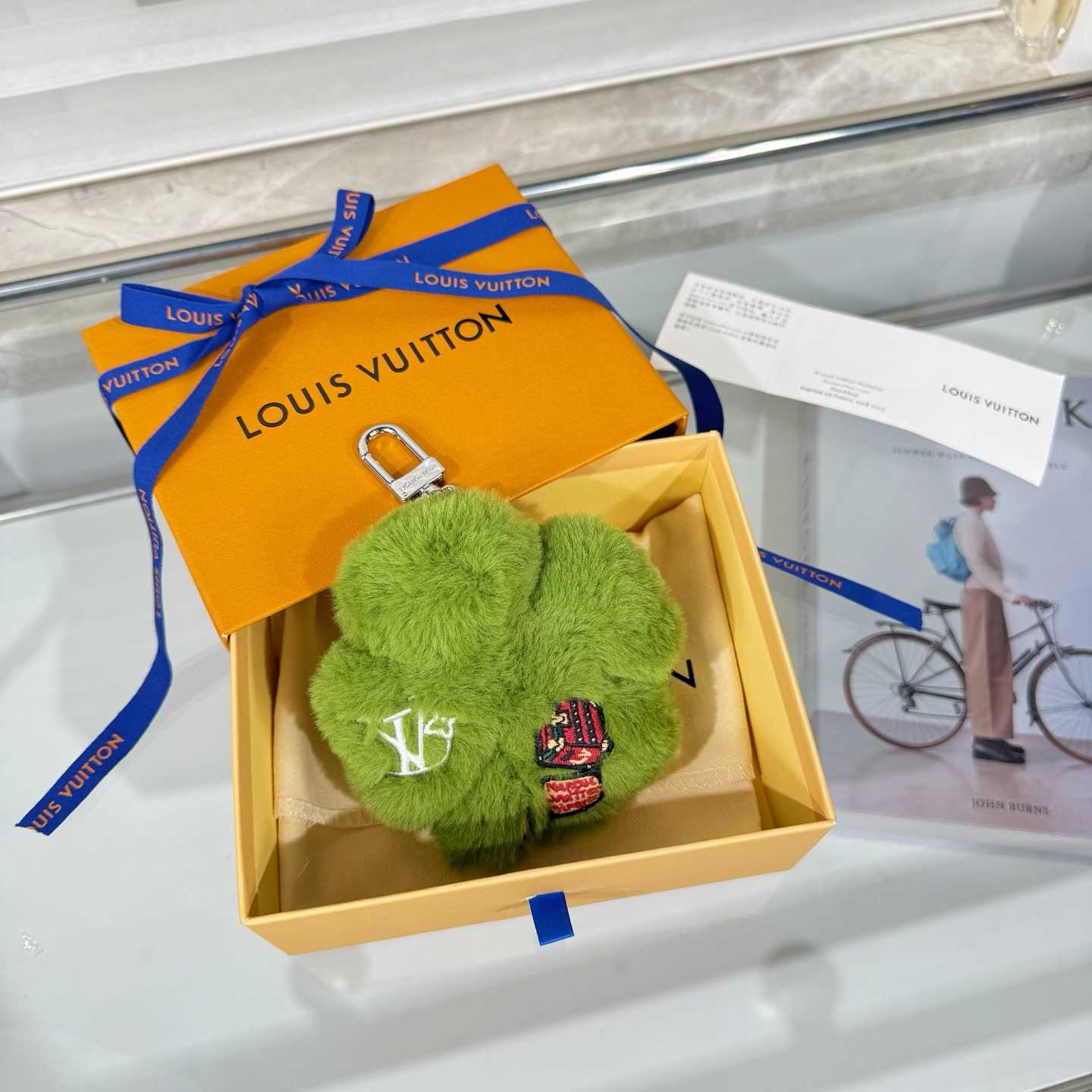 Louis Vuitton LV Lucky Trefoil Bag Charm   M03170 - DopestKickz