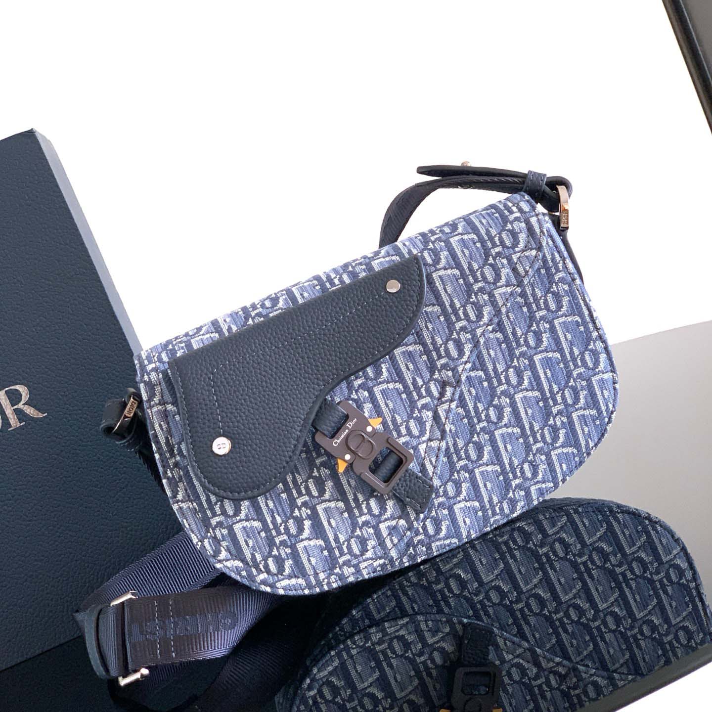 Dior Saddle Messenger Bag - DopestKickz