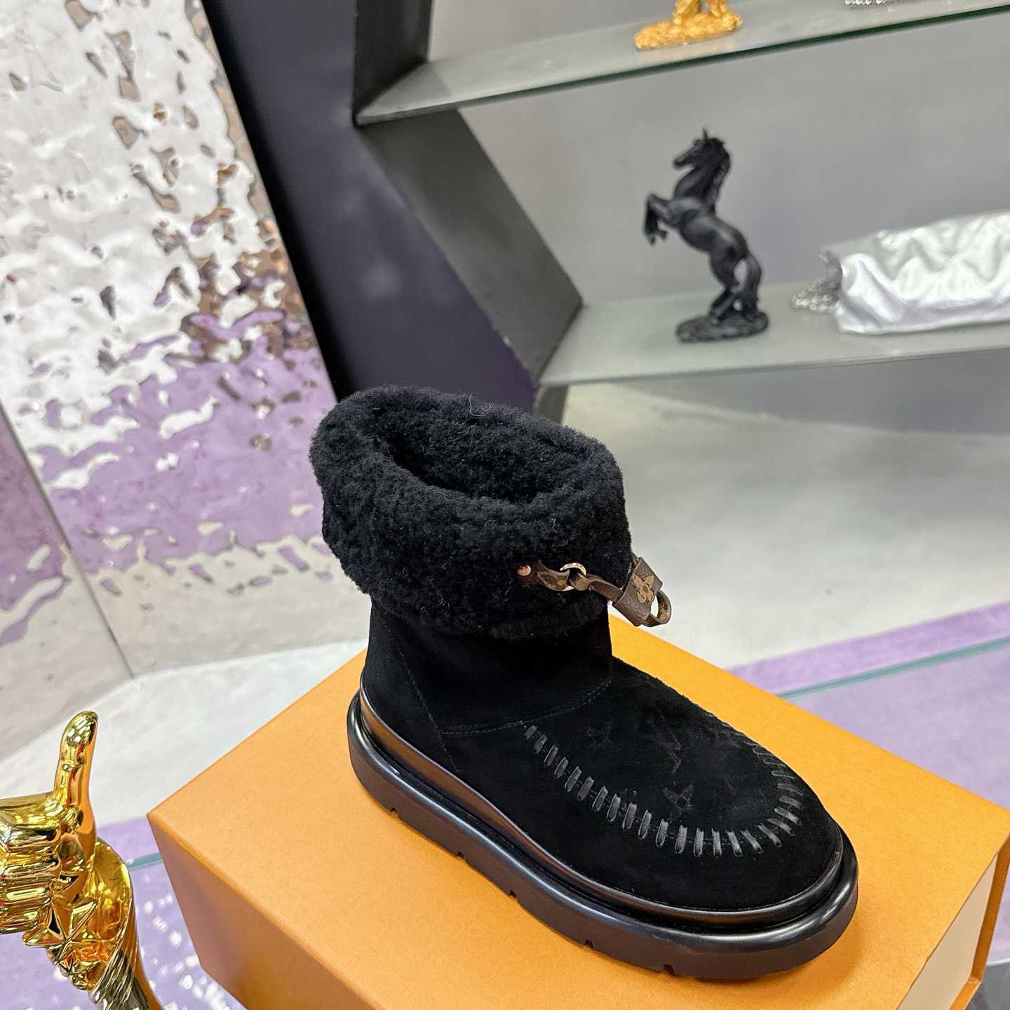 Louis Vuitton Cortina Ankle Boot   1AIUEG - DopestKickz