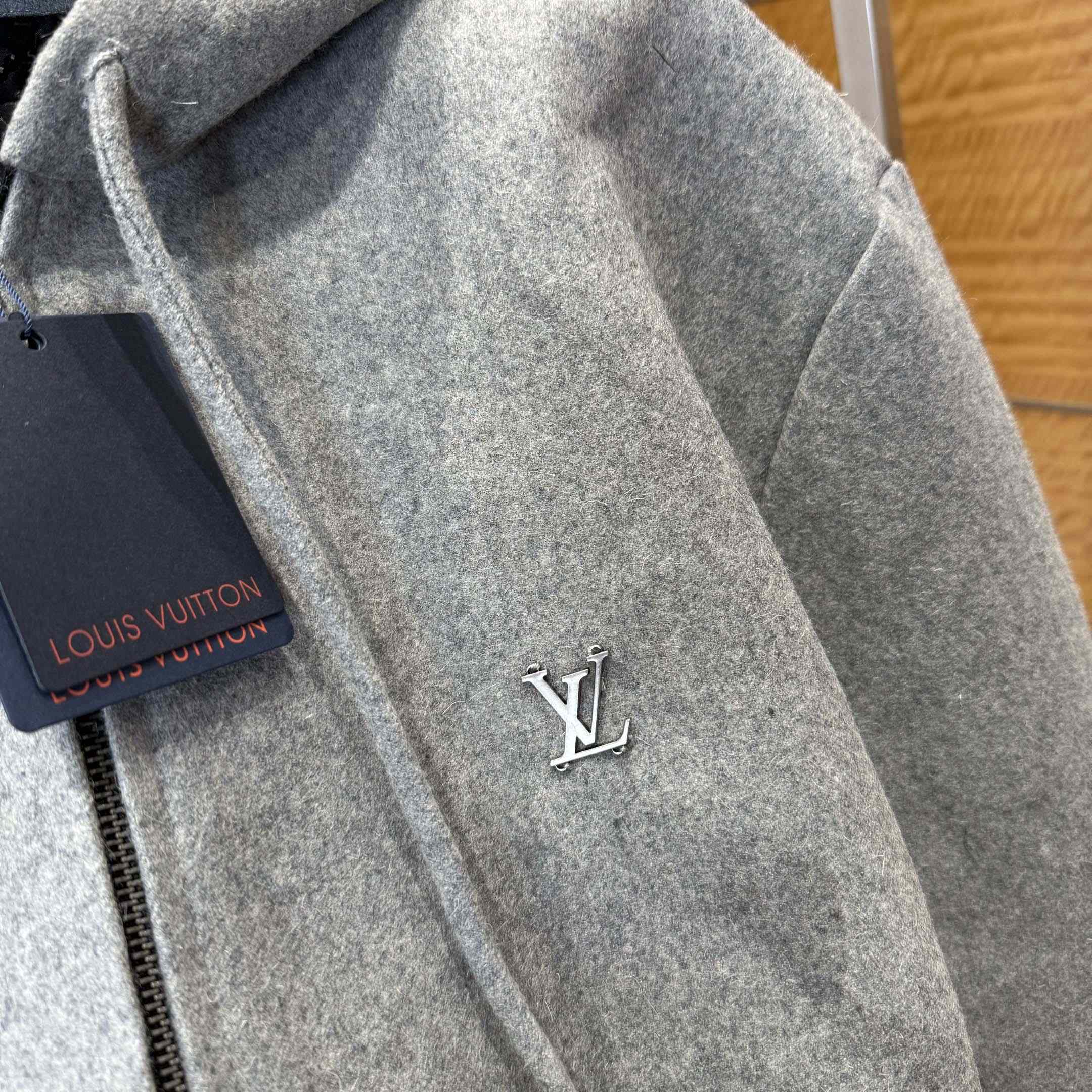 Louis Vuitton Tailored Technical Wool Hooded Blouson   1AFYBQ - DopestKickz