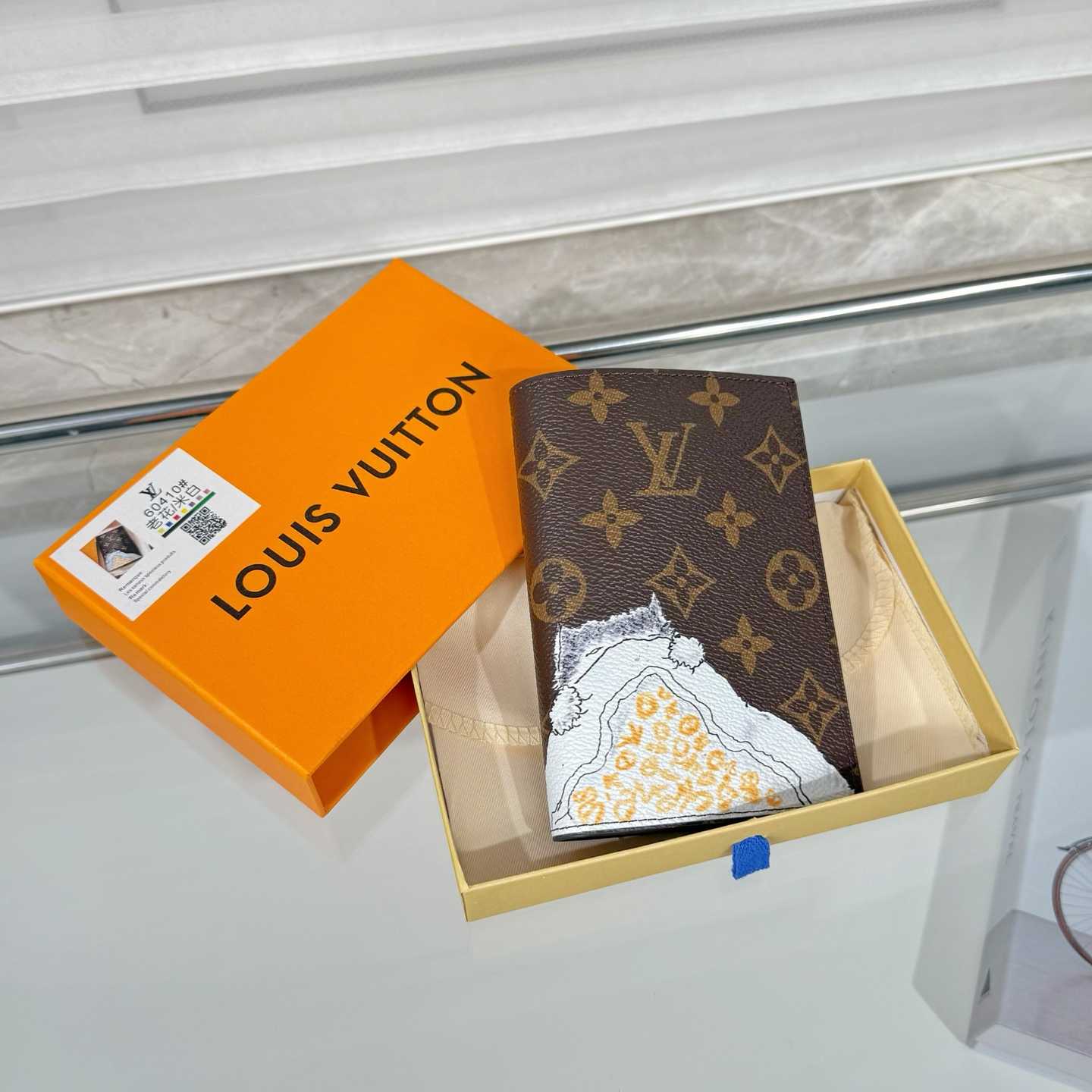 Louis Vuitton Passport Cover   M25753 - DopestKickz