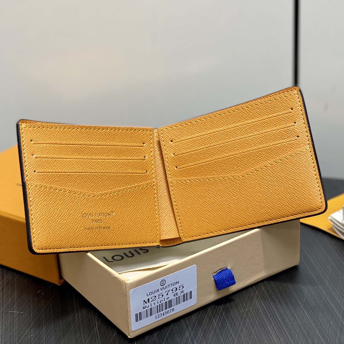 Louis Vuitton Slender Wallet   M25795 - DopestKickz