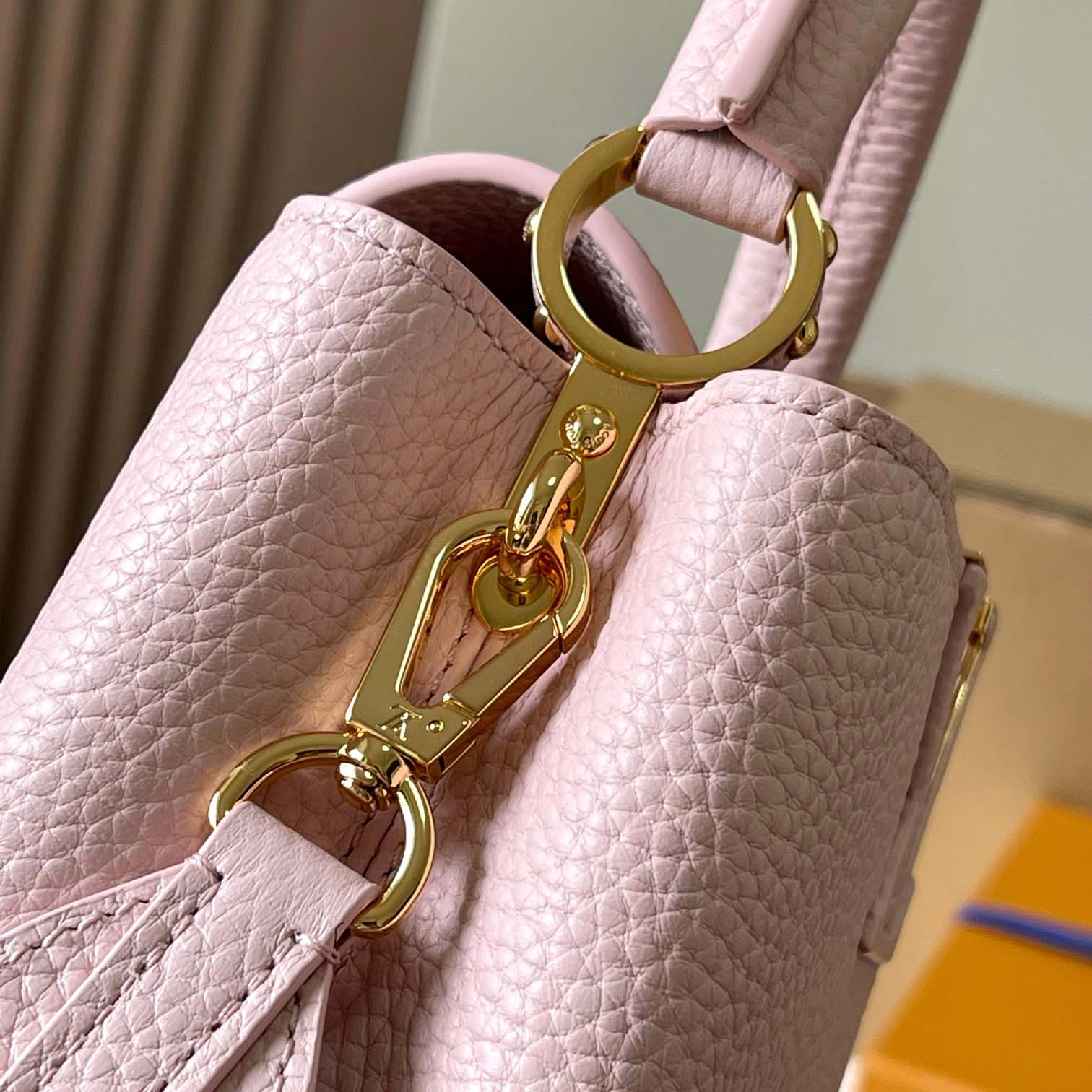 Louis Vuitton Capucines Mini   M59433 - DopestKickz