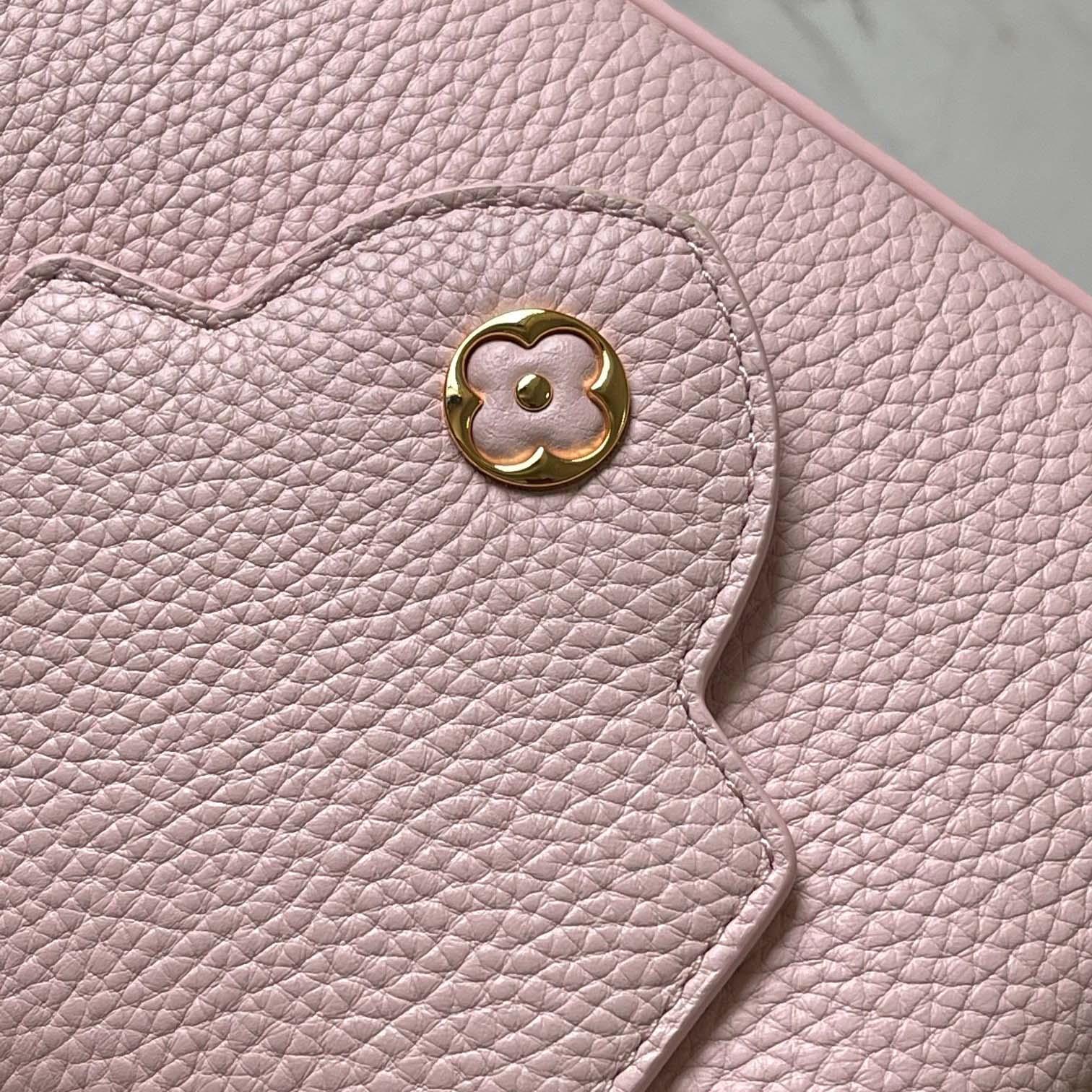 Louis Vuitton Capucines Mini   M59433 - DopestKickz