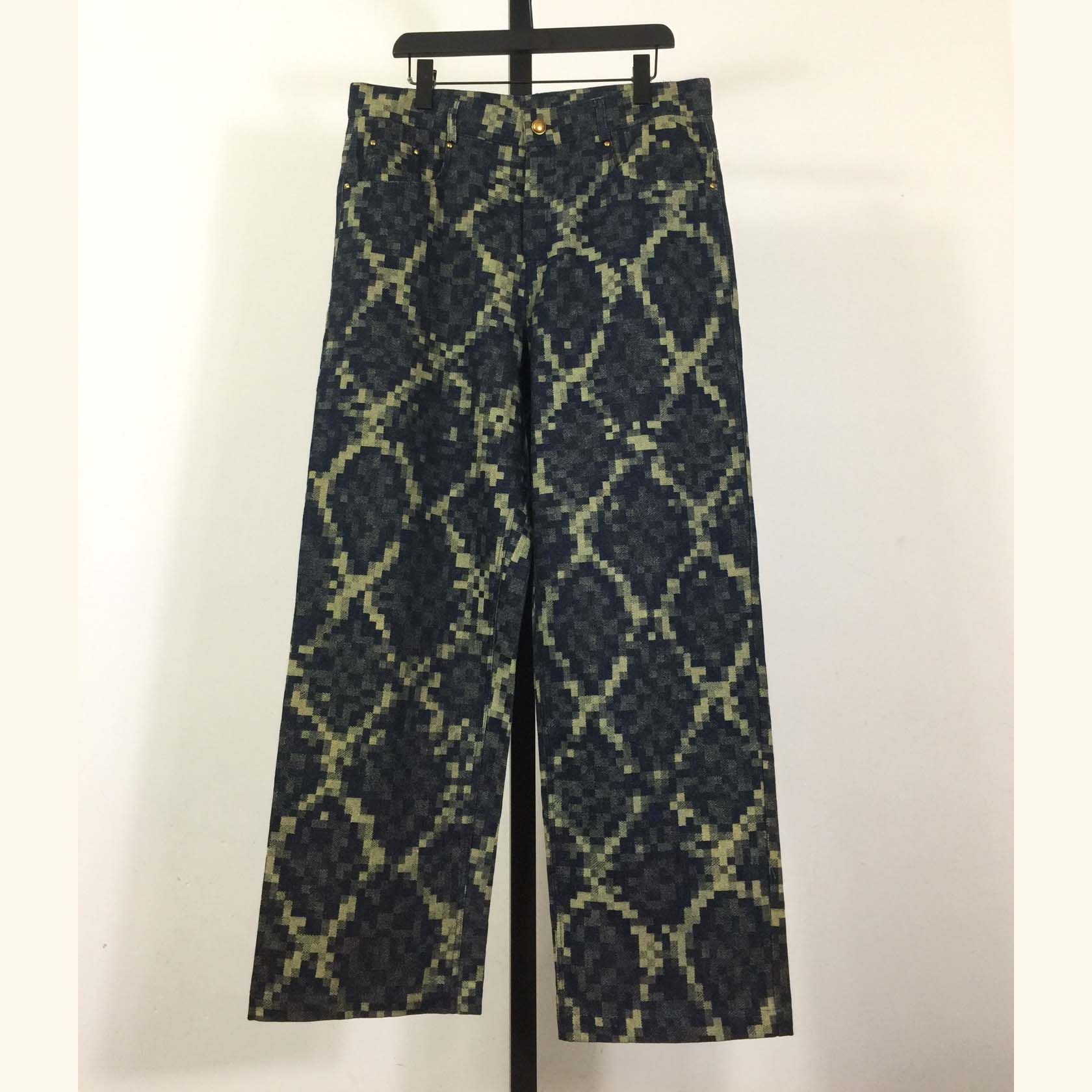 Louis Vuitton Damier Pants    - DopestKickz