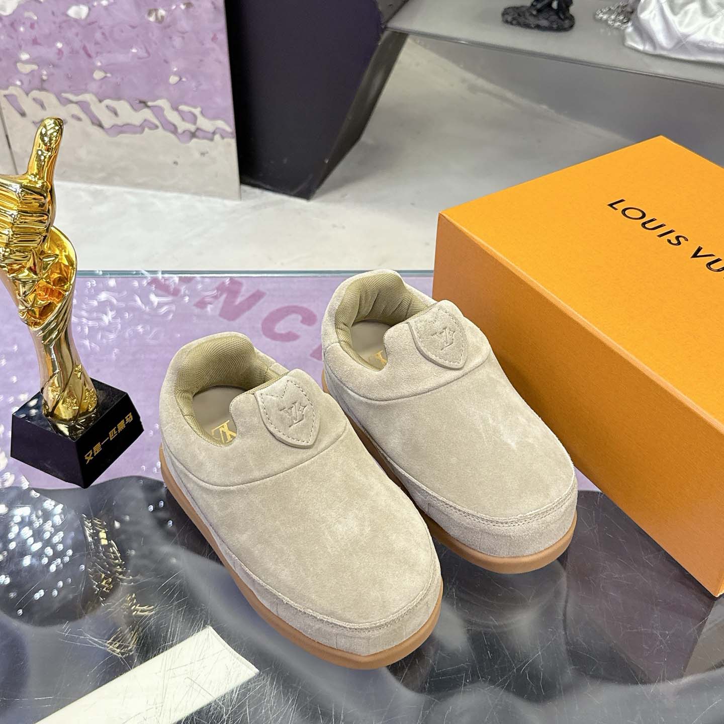 Louis Vuitton LV Yeti Slip On   1AIJD9 - DopestKickz