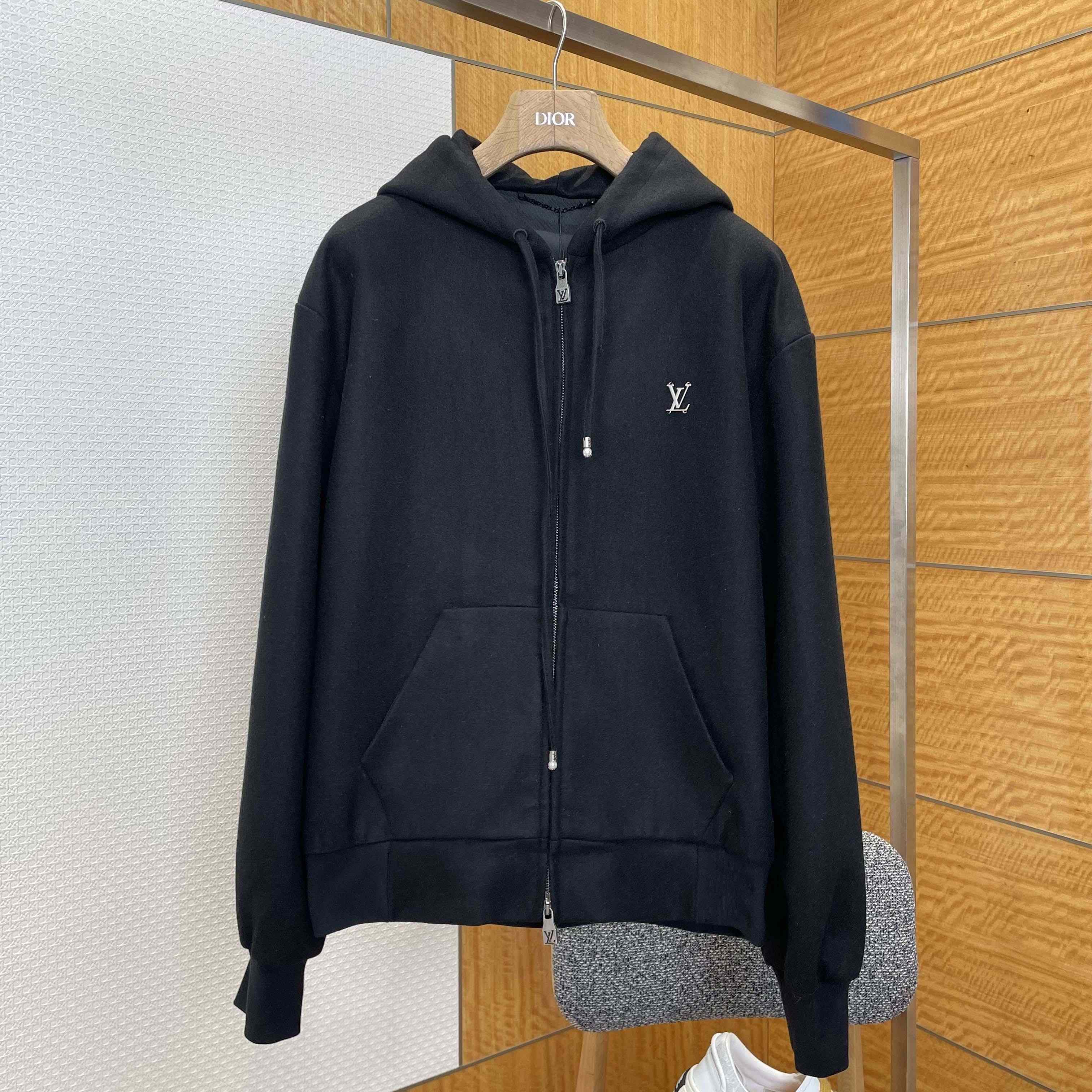 Louis Vuitton Tailored Technical Wool Hooded Blouson   1AIWFA - DopestKickz
