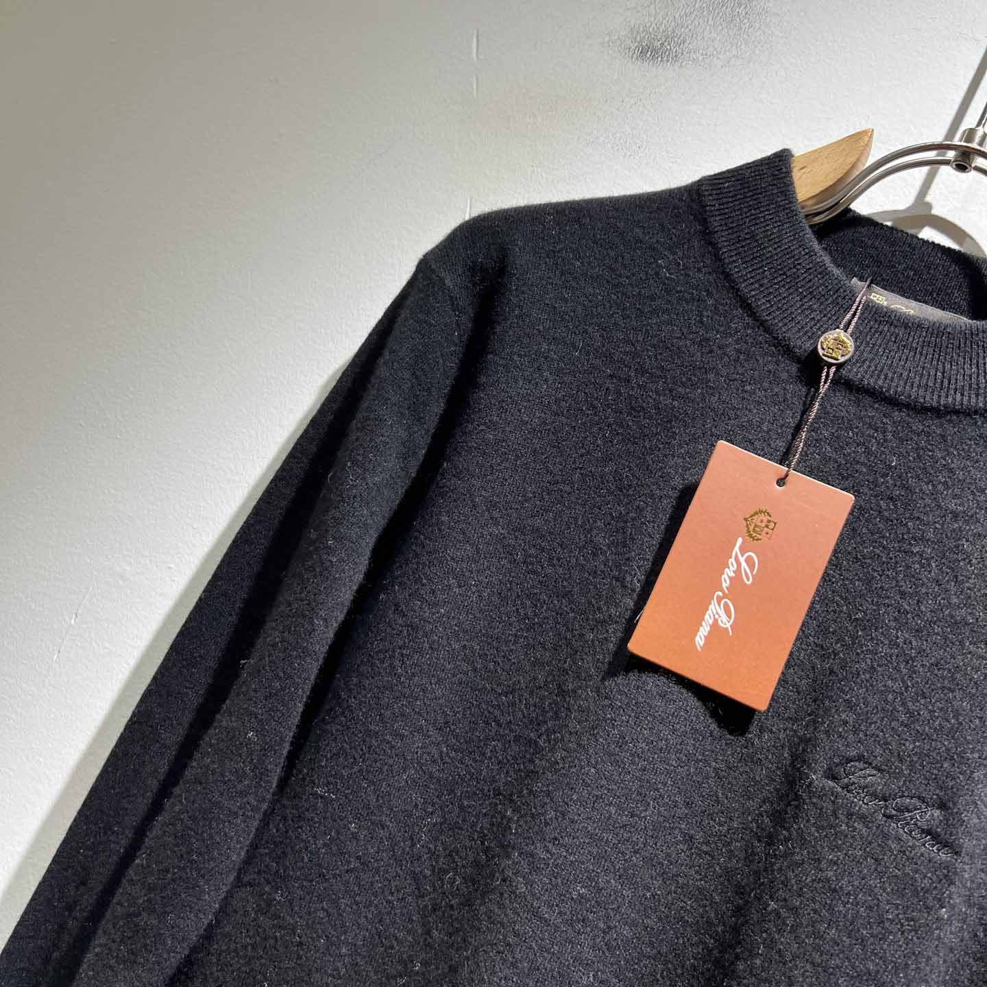 Loro Piana Classic Crewneck - DopestKickz