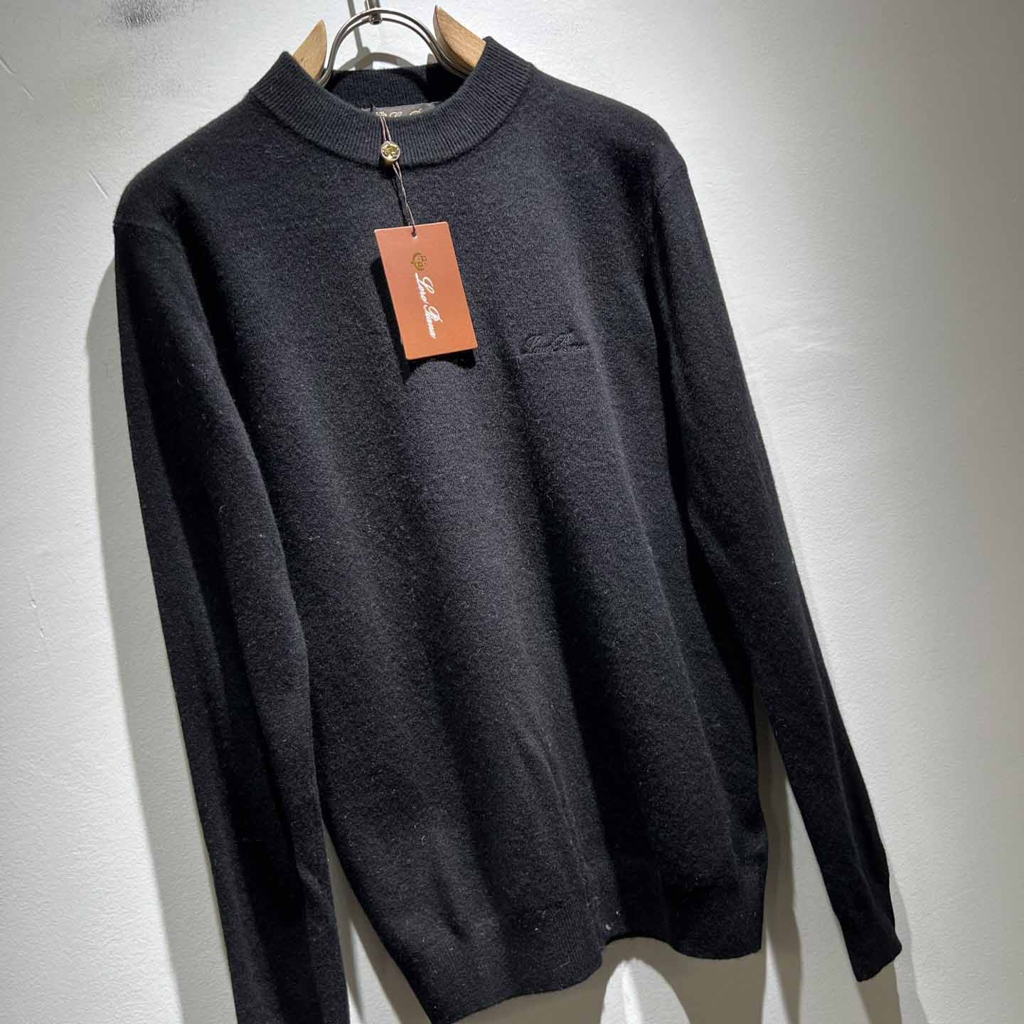 Loro Piana Classic Crewneck - DopestKickz